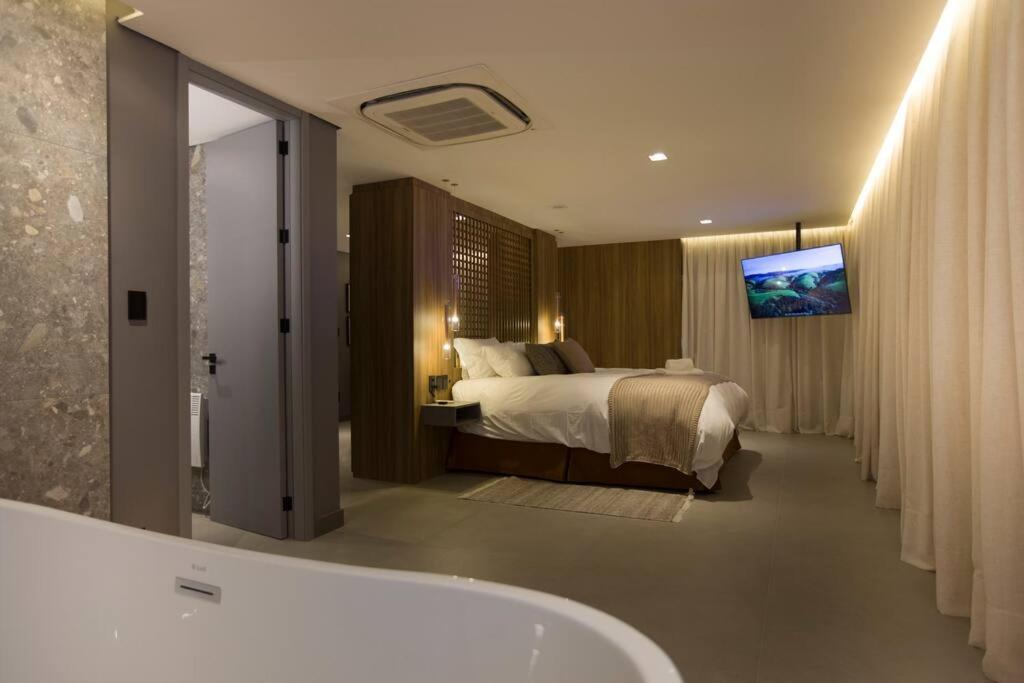 Casa Cielo Vale dos Vinhedos: apto premium com banheira e vista
