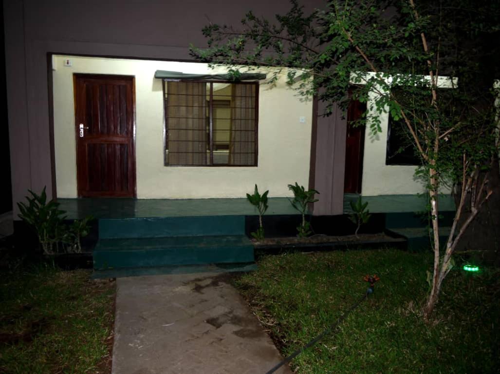 Photo 37