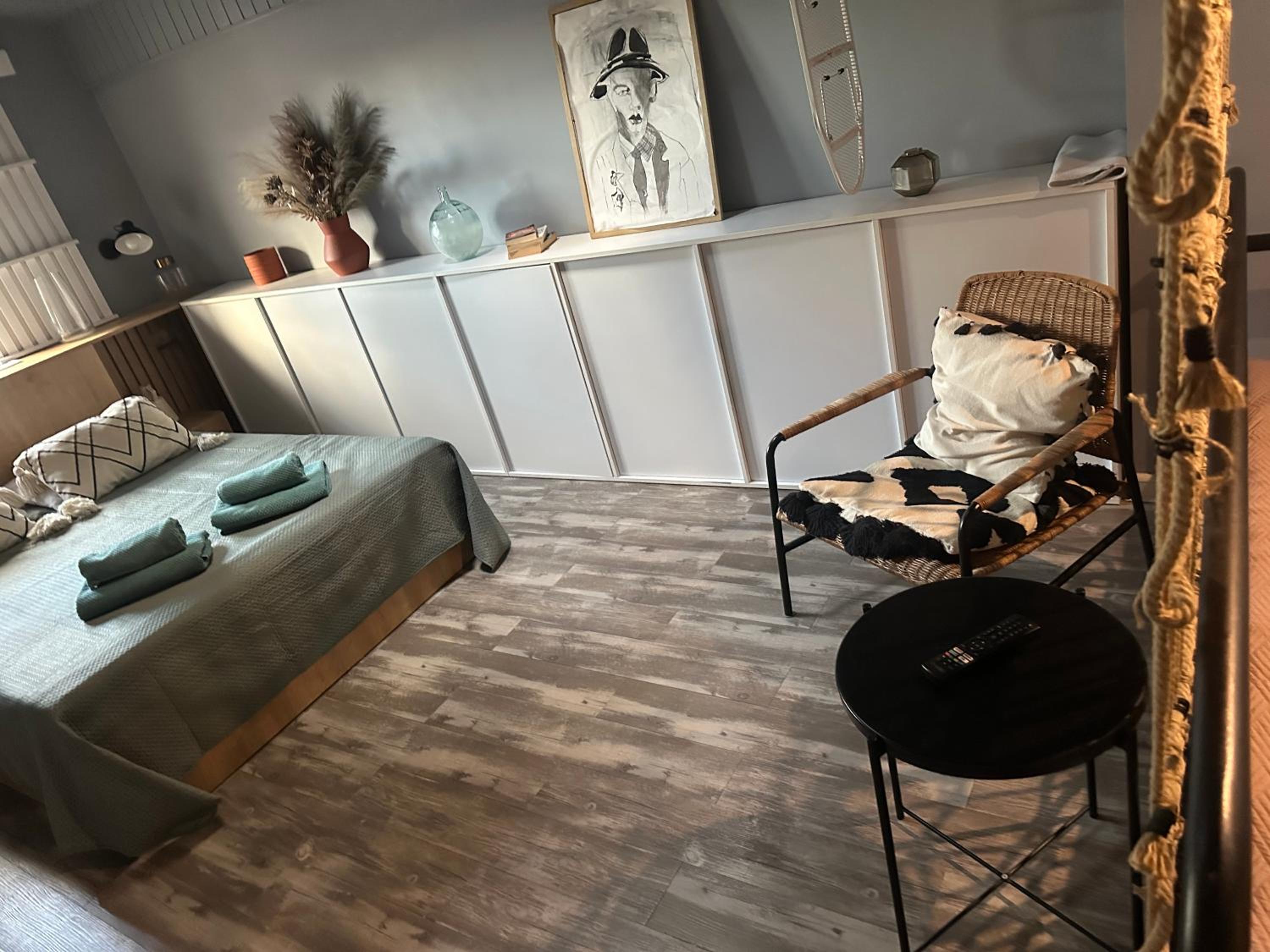 Marvellous Attic Studio in the Old Town view 4