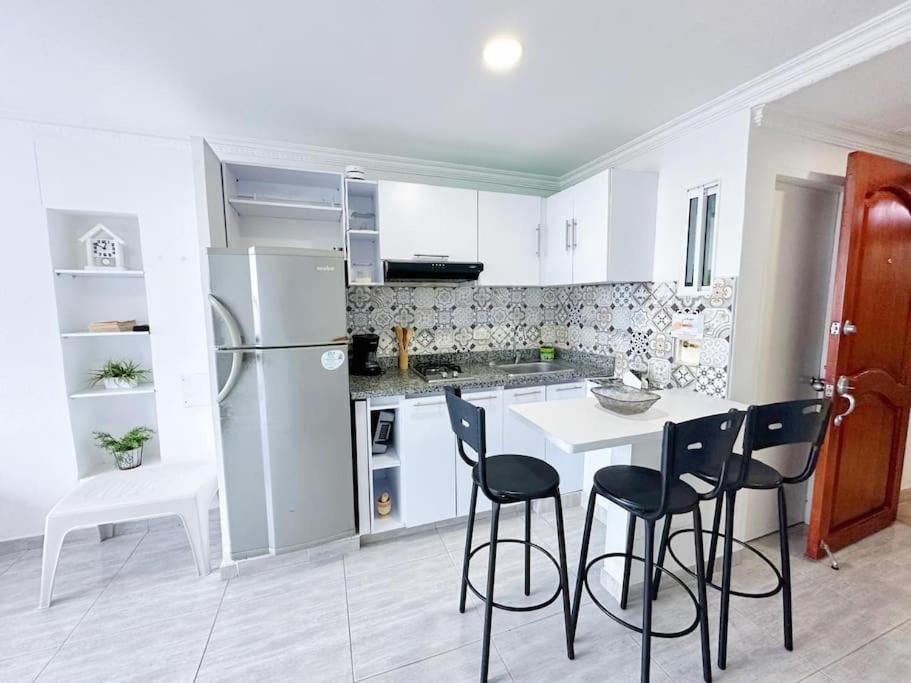 Hermoso Apartamento en 1BR Laguito - Frente a la playa