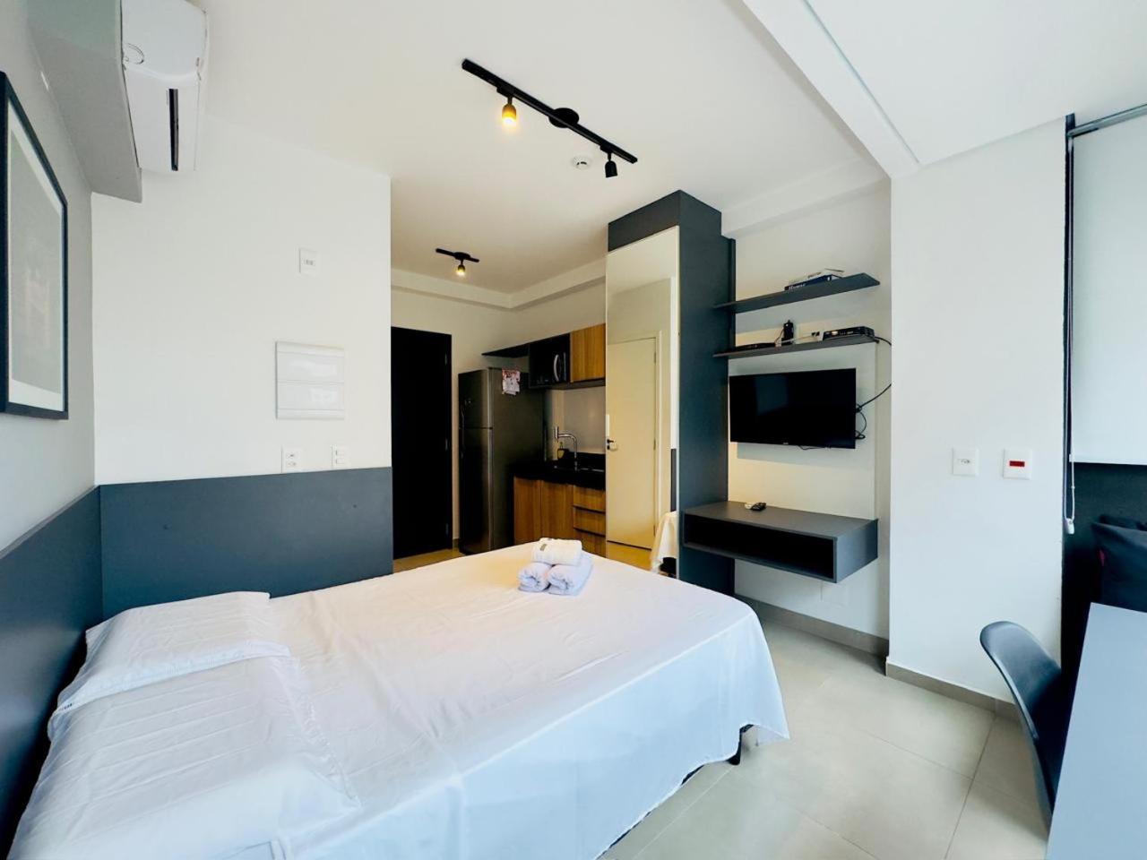 Flat moderno na Oscar Freire!