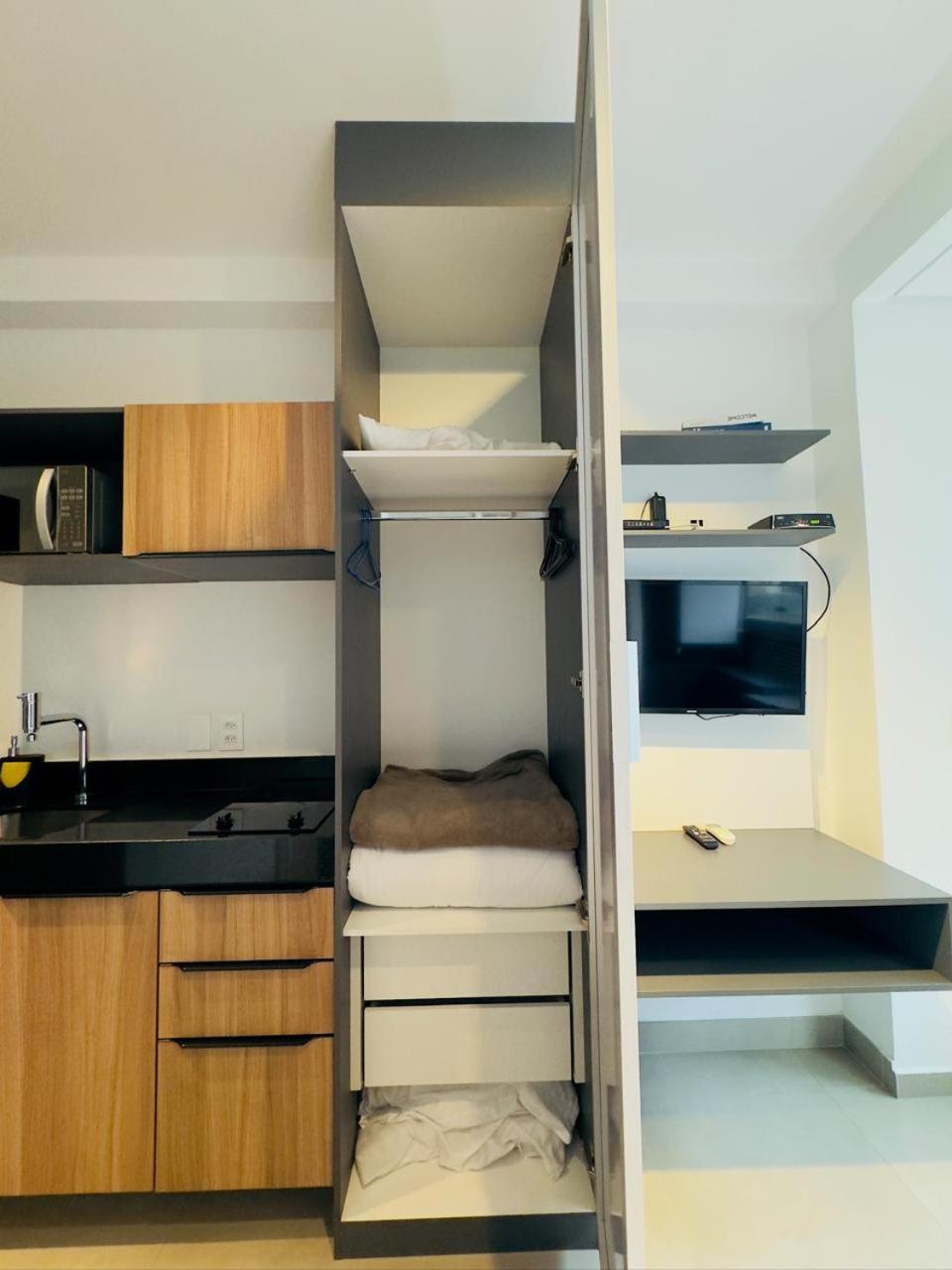 Flat moderno na Oscar Freire!