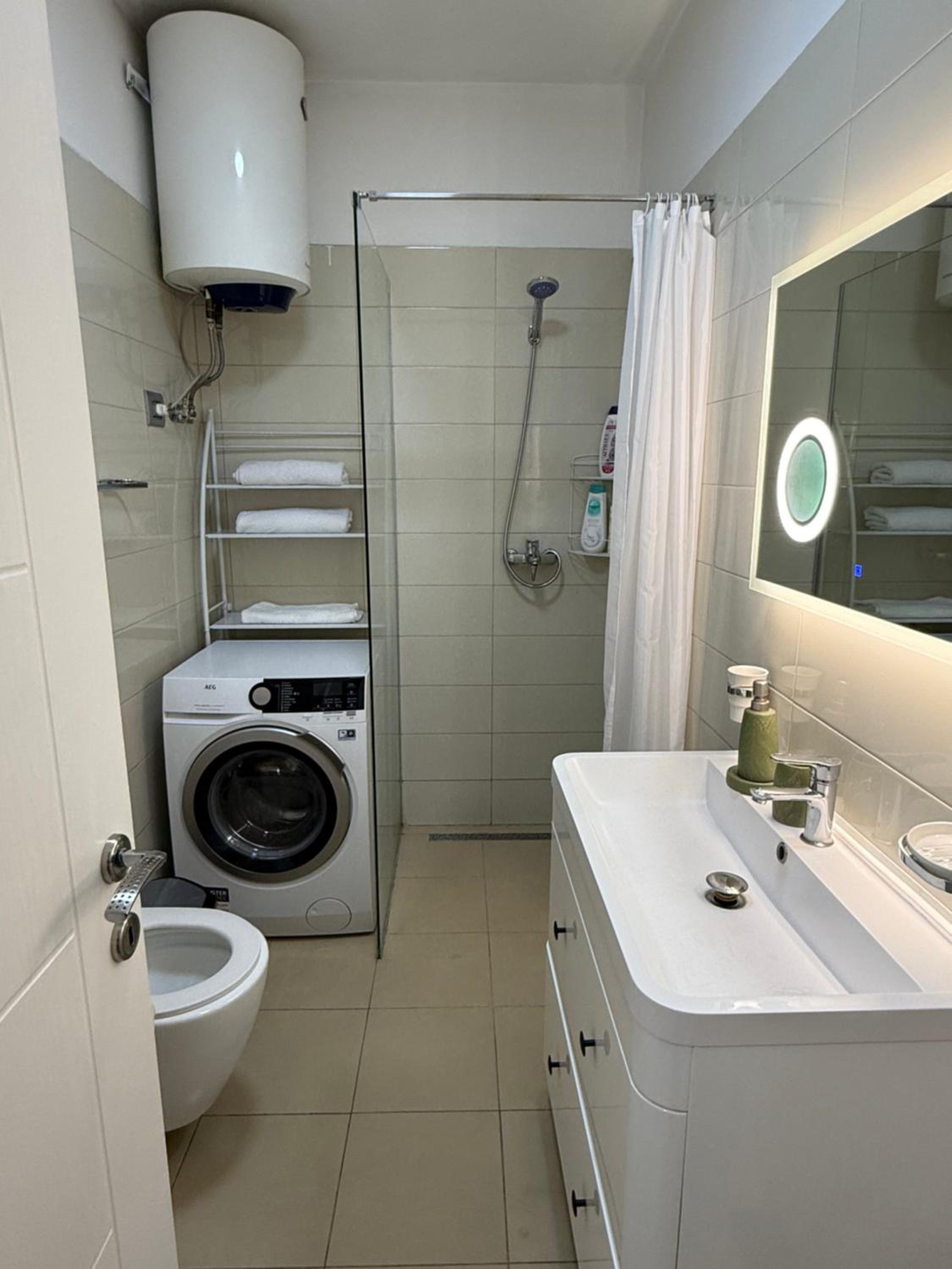 Brais Apartments