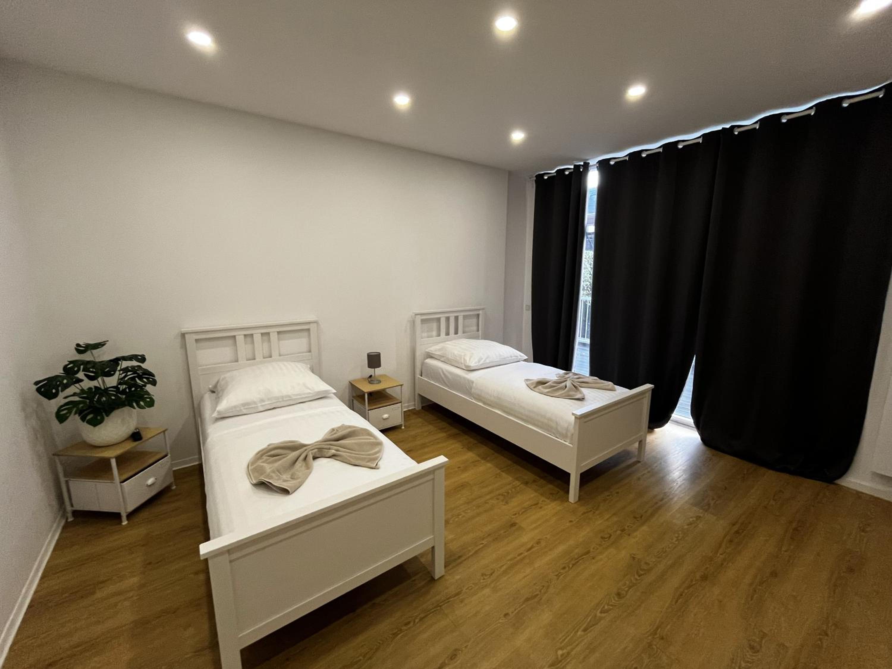 Cozy Central Apartments in Bergisch Gladbach