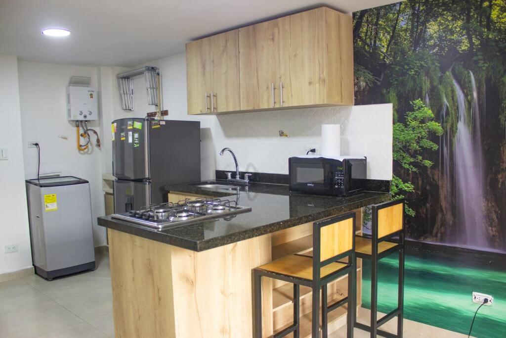 Estudio de lujo cerca al Estadio Atanasio Girardot 201