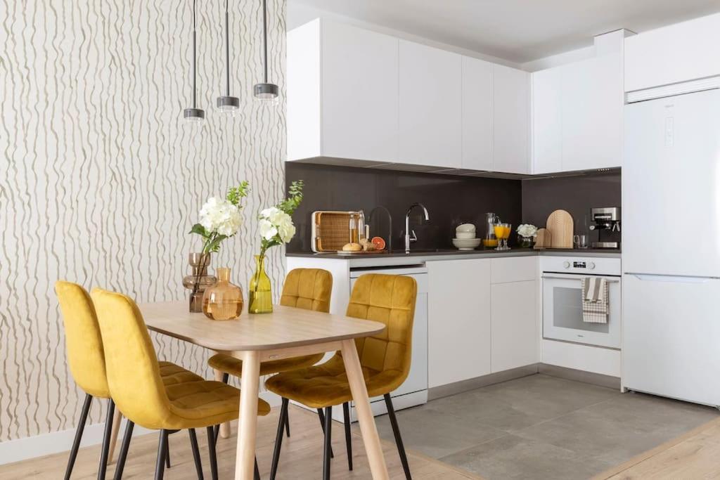 One bed Apartment on 14 floor Urban Sky by P&O