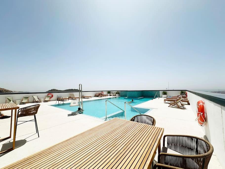 One bed Apartment on 14 floor Urban Sky by P&O