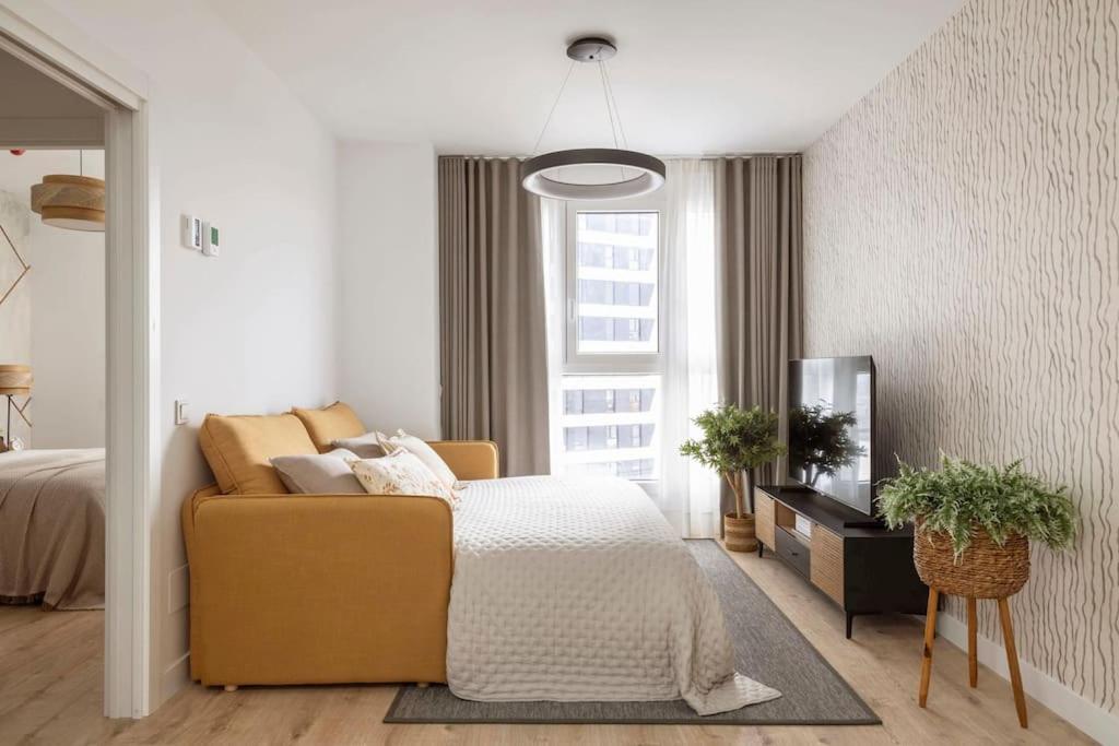 One bed Apartment on 14 floor Urban Sky by P&O