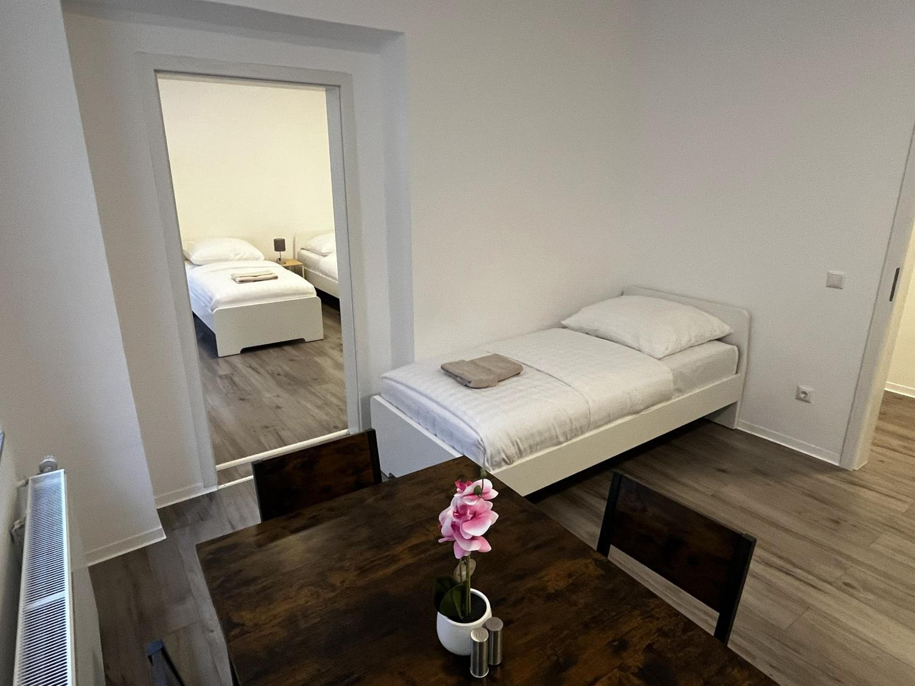 Cozy Central Apartments in Bergisch Gladbach