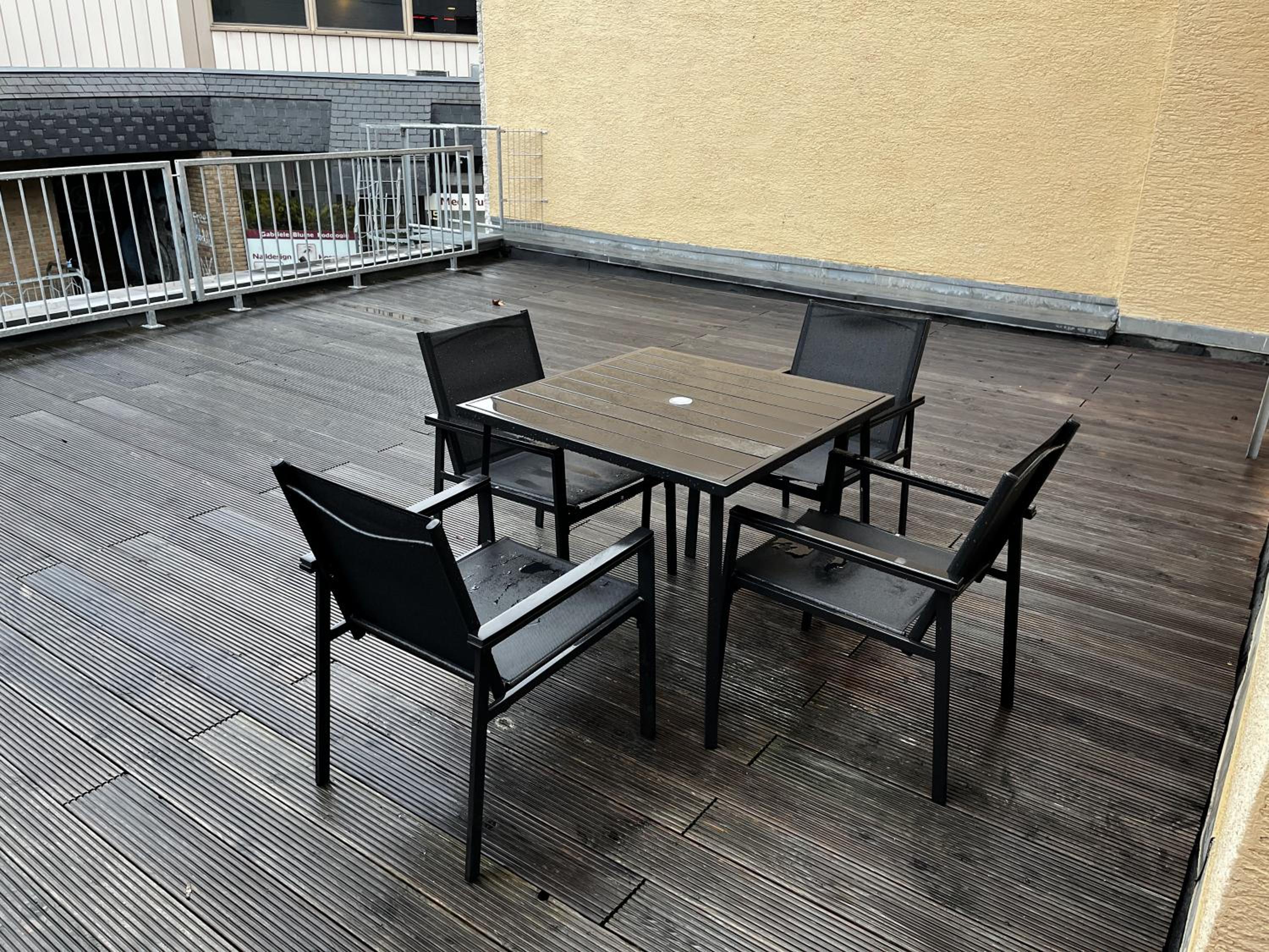 Cozy Central Apartments in Bergisch Gladbach
