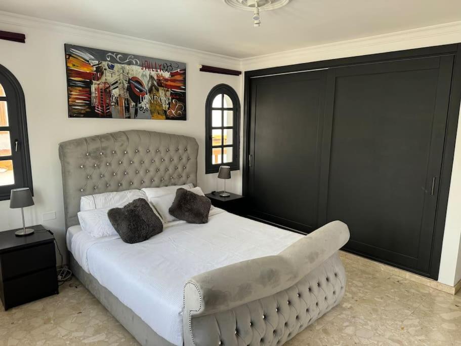 Large Villa in Maspalomas with Huge Private Pool, Jacuzzi & Gym view 5
