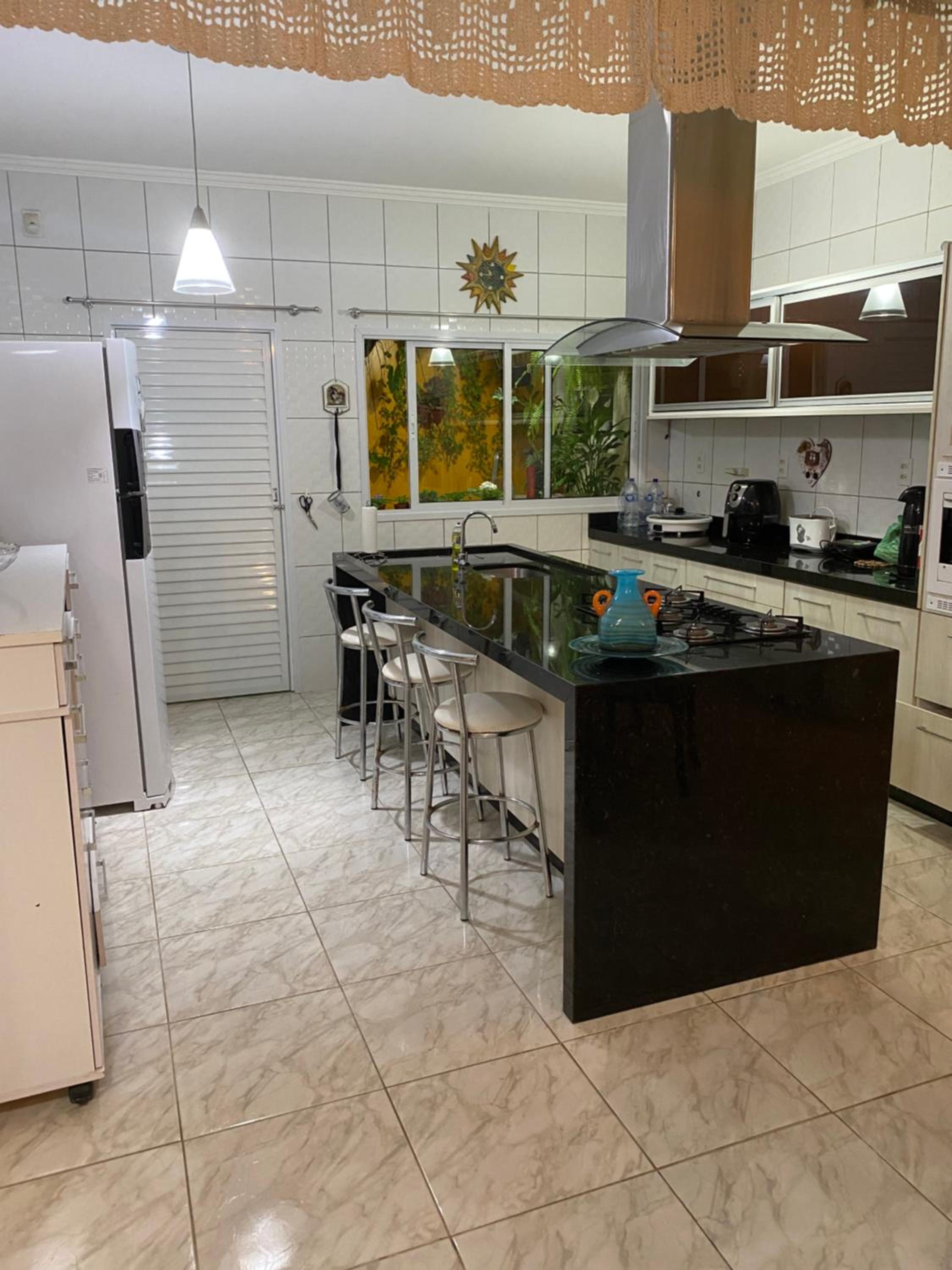 Casa confortável na Enseada