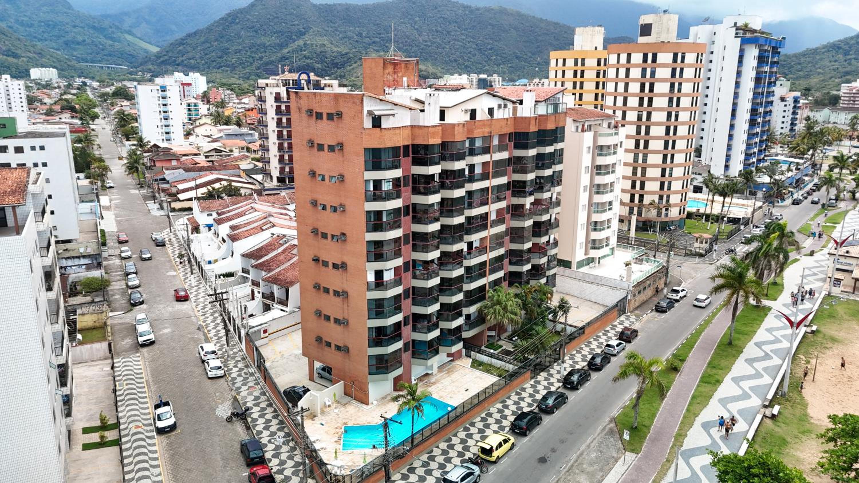 Apt Pé na Areia - Praia Martim de Sá - Espaço Gourmet na Varanda e Piscina