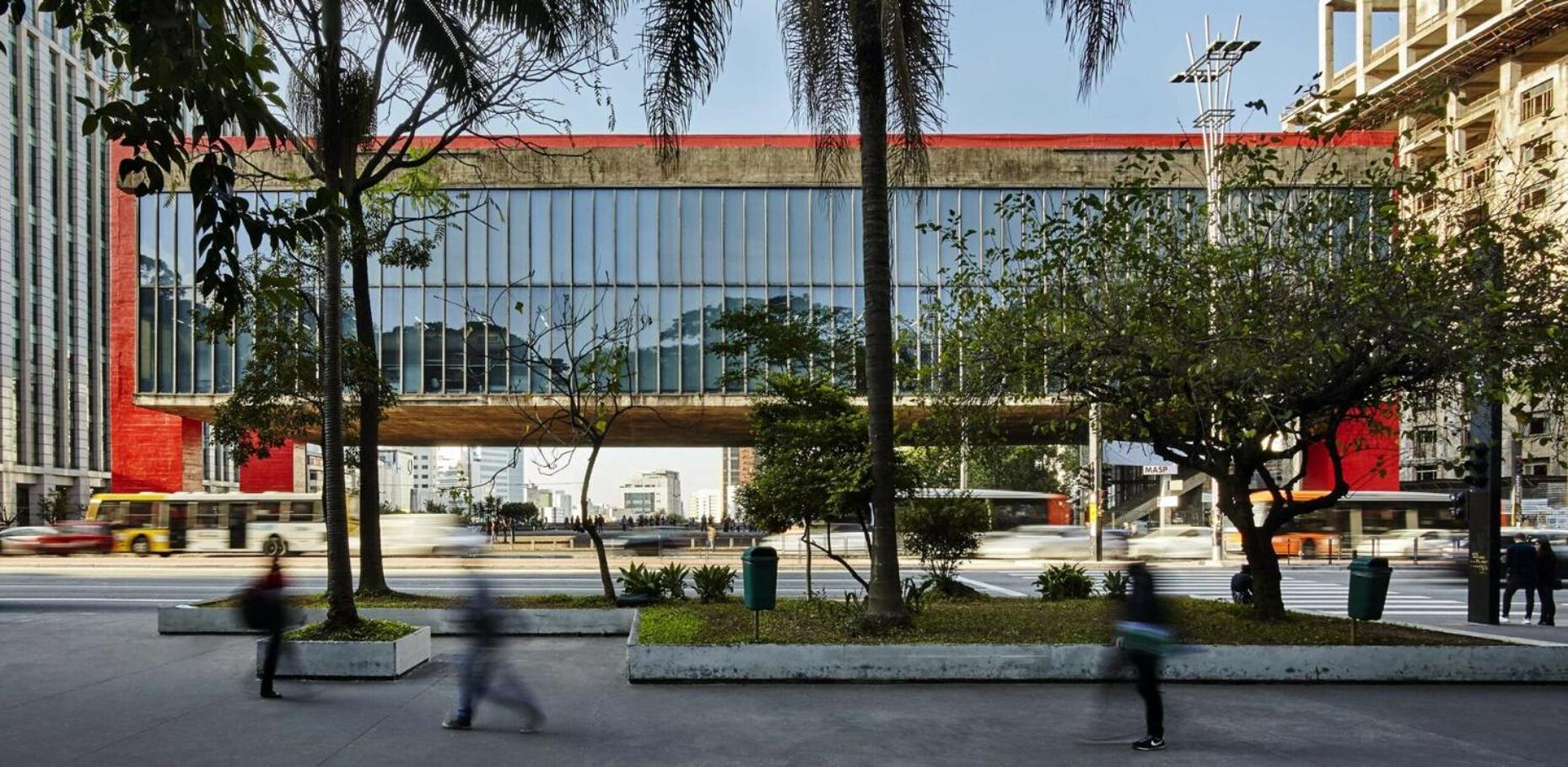 Otimo flat equipado a poucos passos da Av Paulista