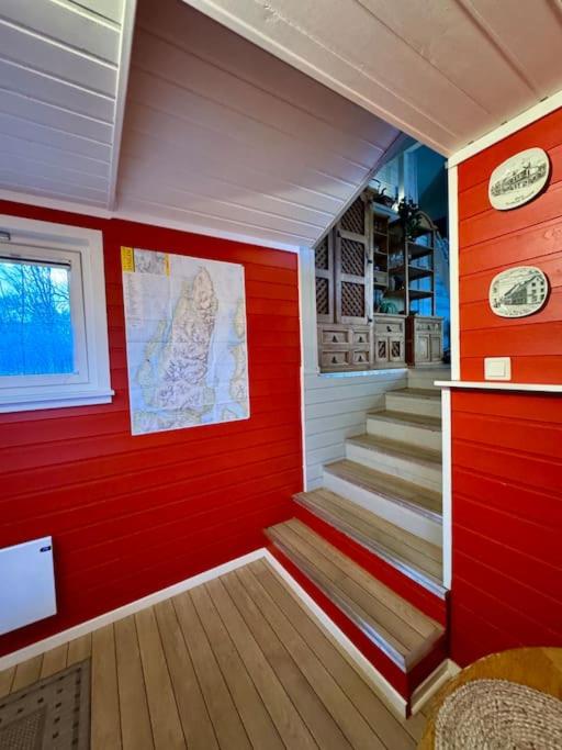Big cabin in Lyngen Fjords