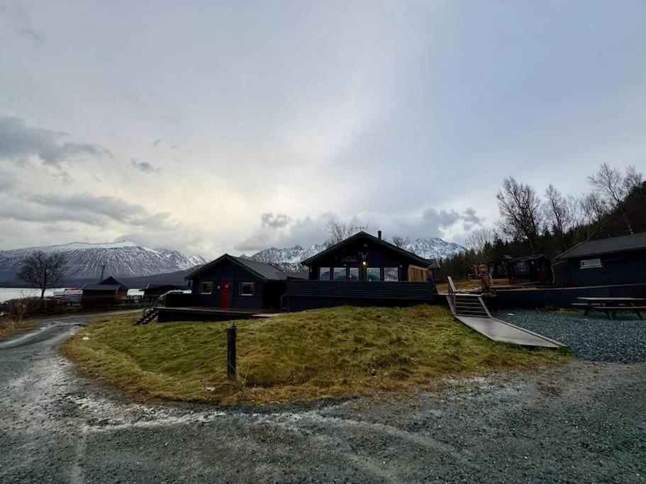 Big cabin in Lyngen Fjords