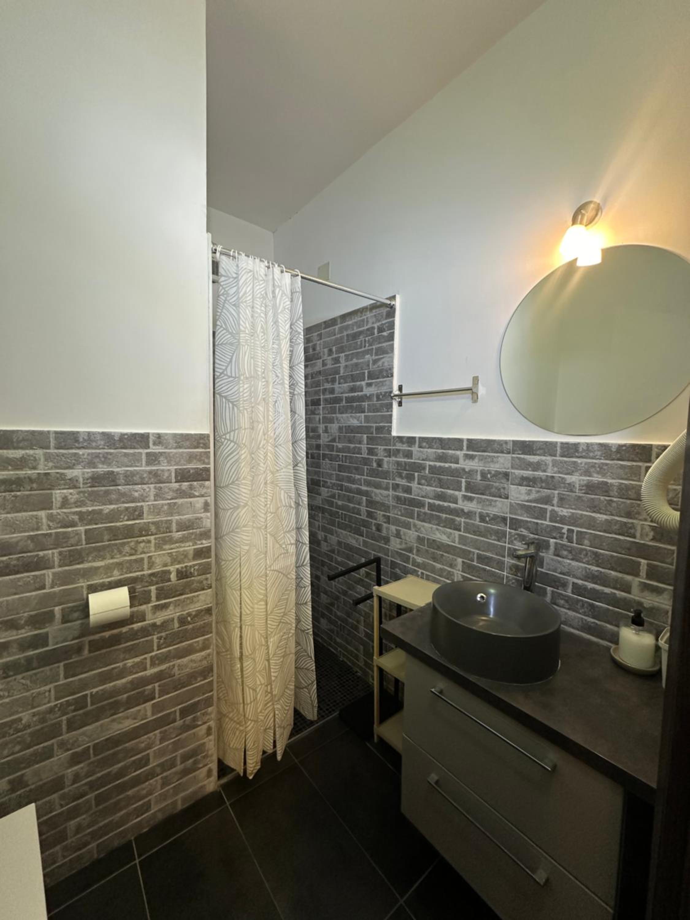 Candia Rooms