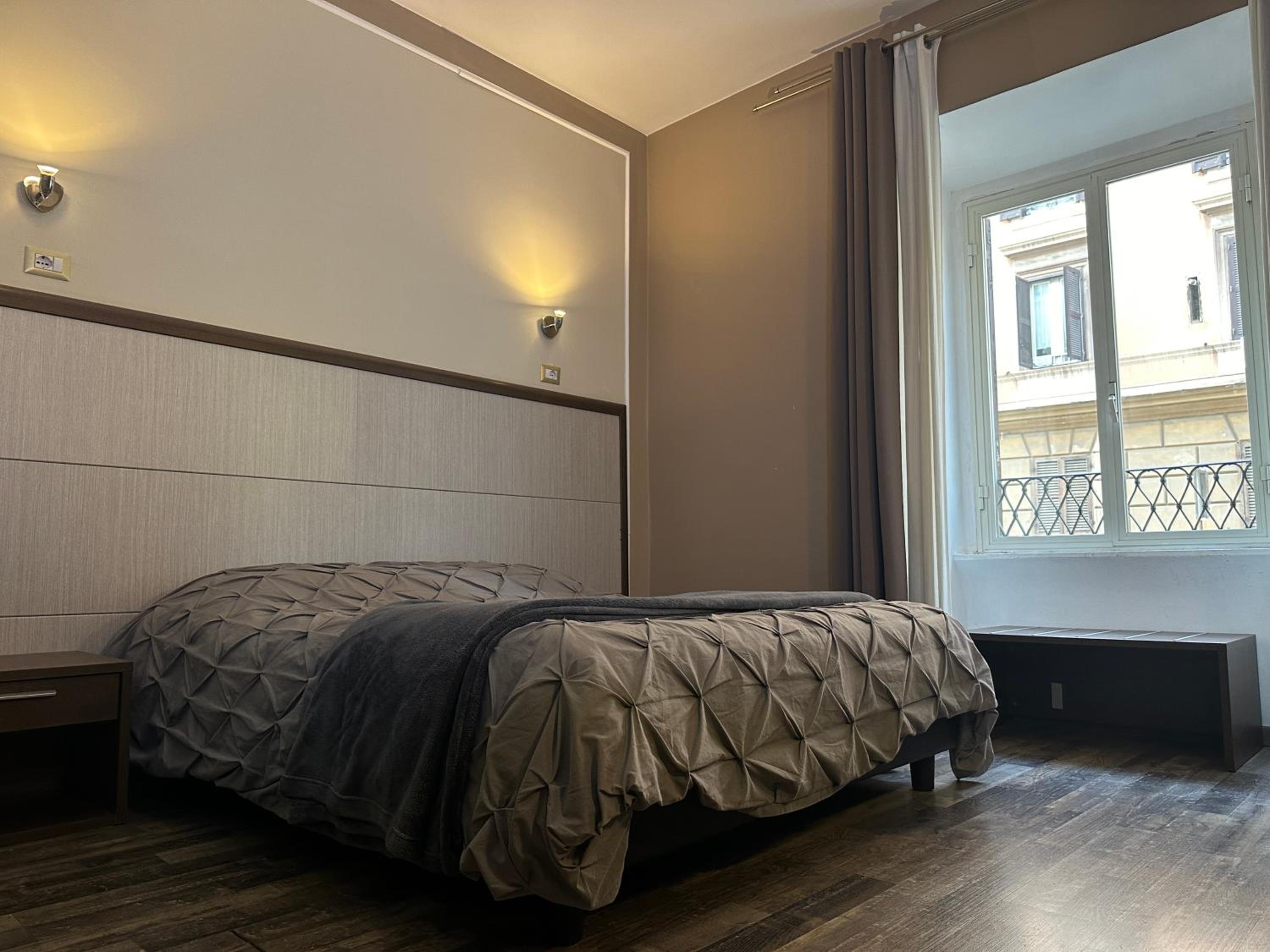 Candia Rooms