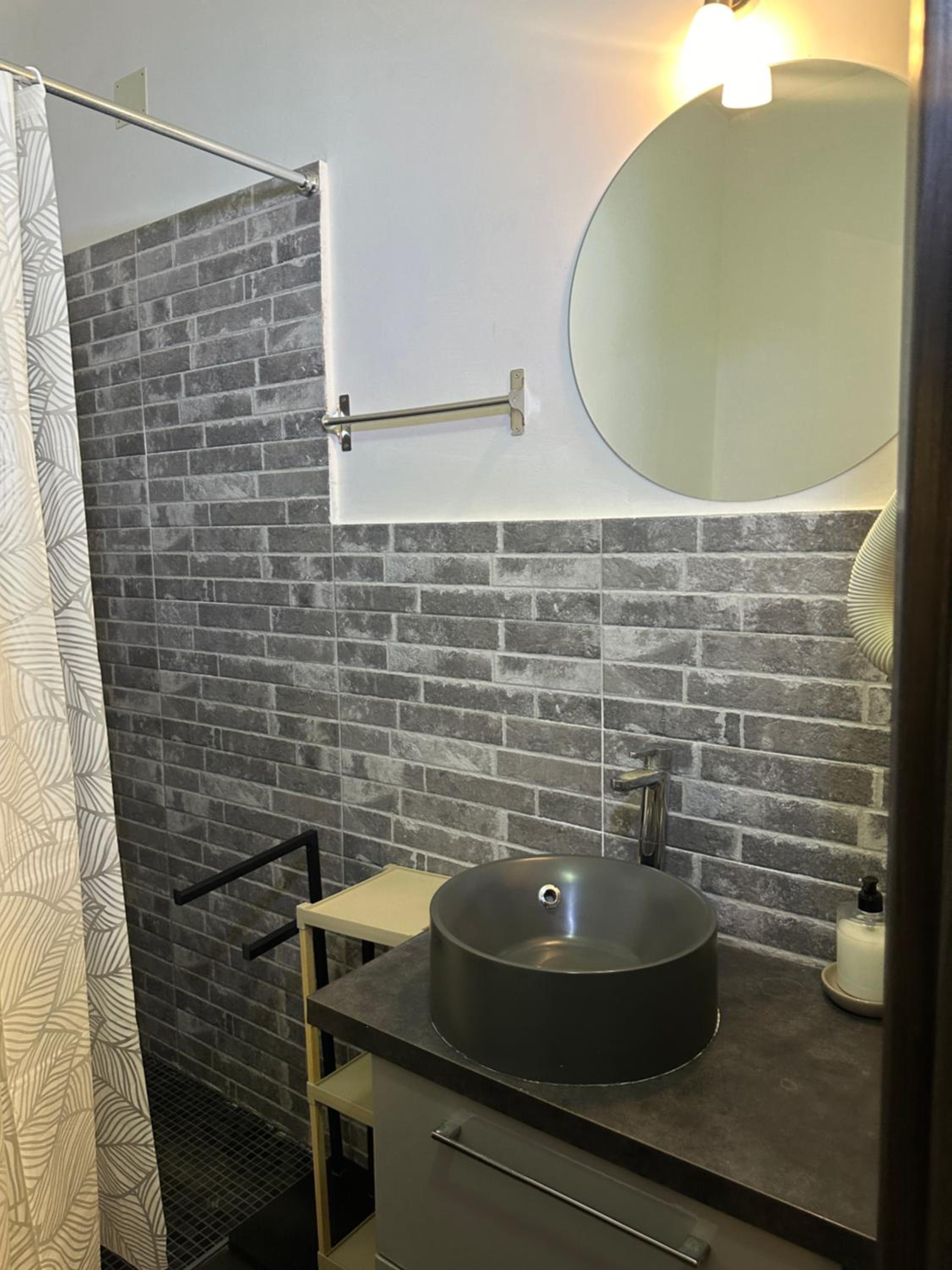 Candia Rooms