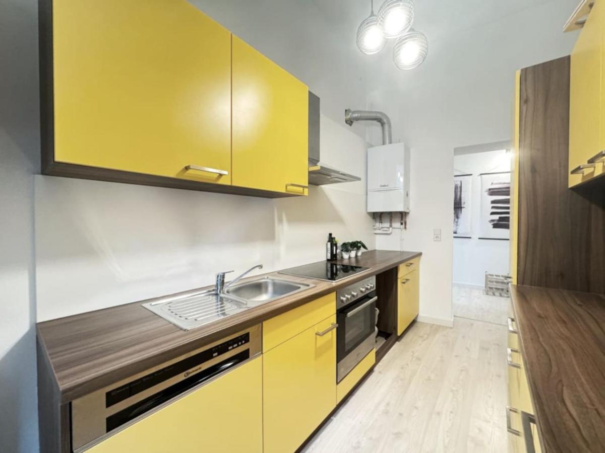 HolidayHome Apartments I Spacious Private Room in Heart of Berlin