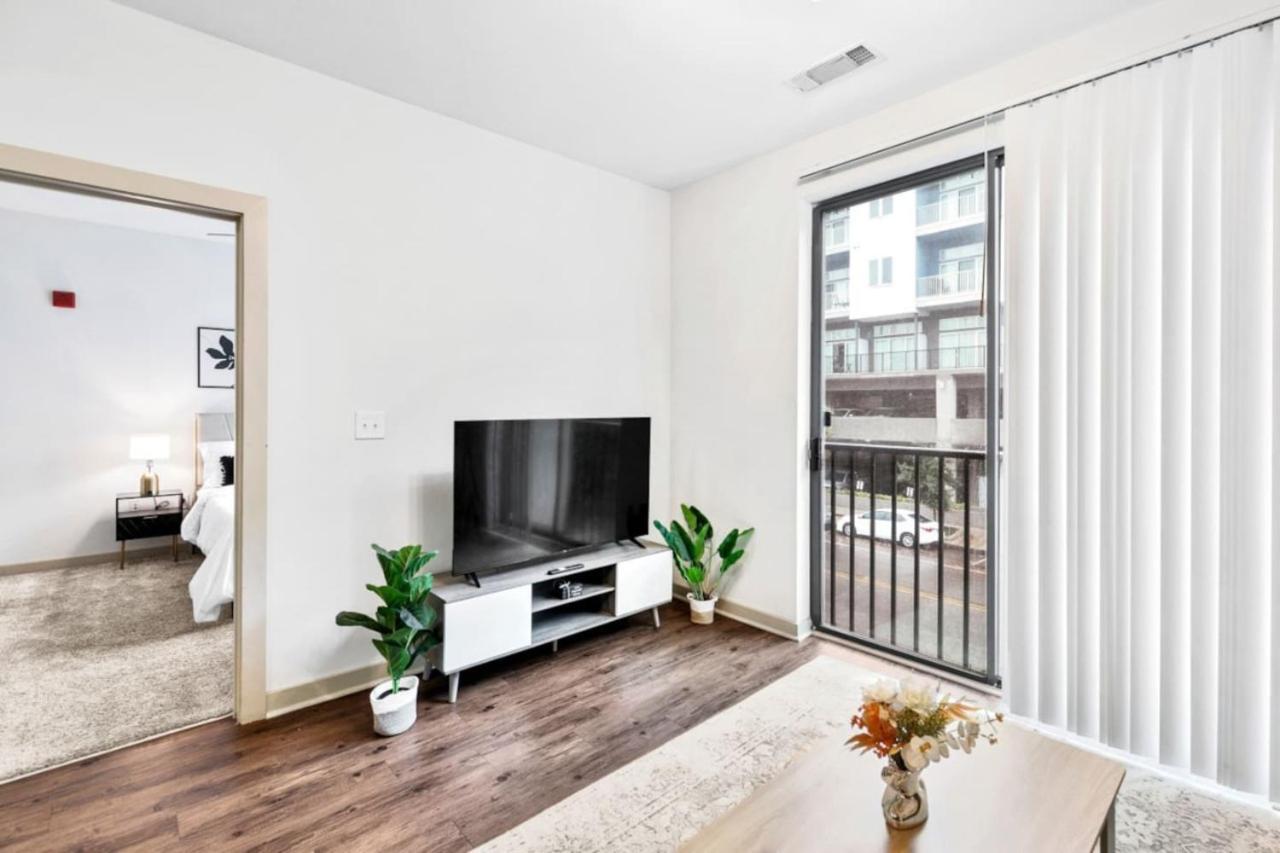 Birmingham Vacations - Trendy 2BR with Easy Access to Birmingham - Property Image 19