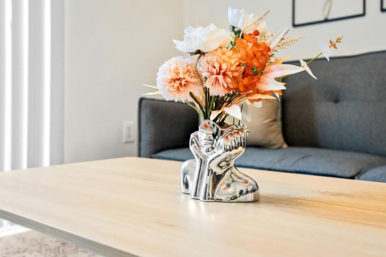 Birmingham Vacations - Trendy 2BR with Easy Access to Birmingham - Property Image 25