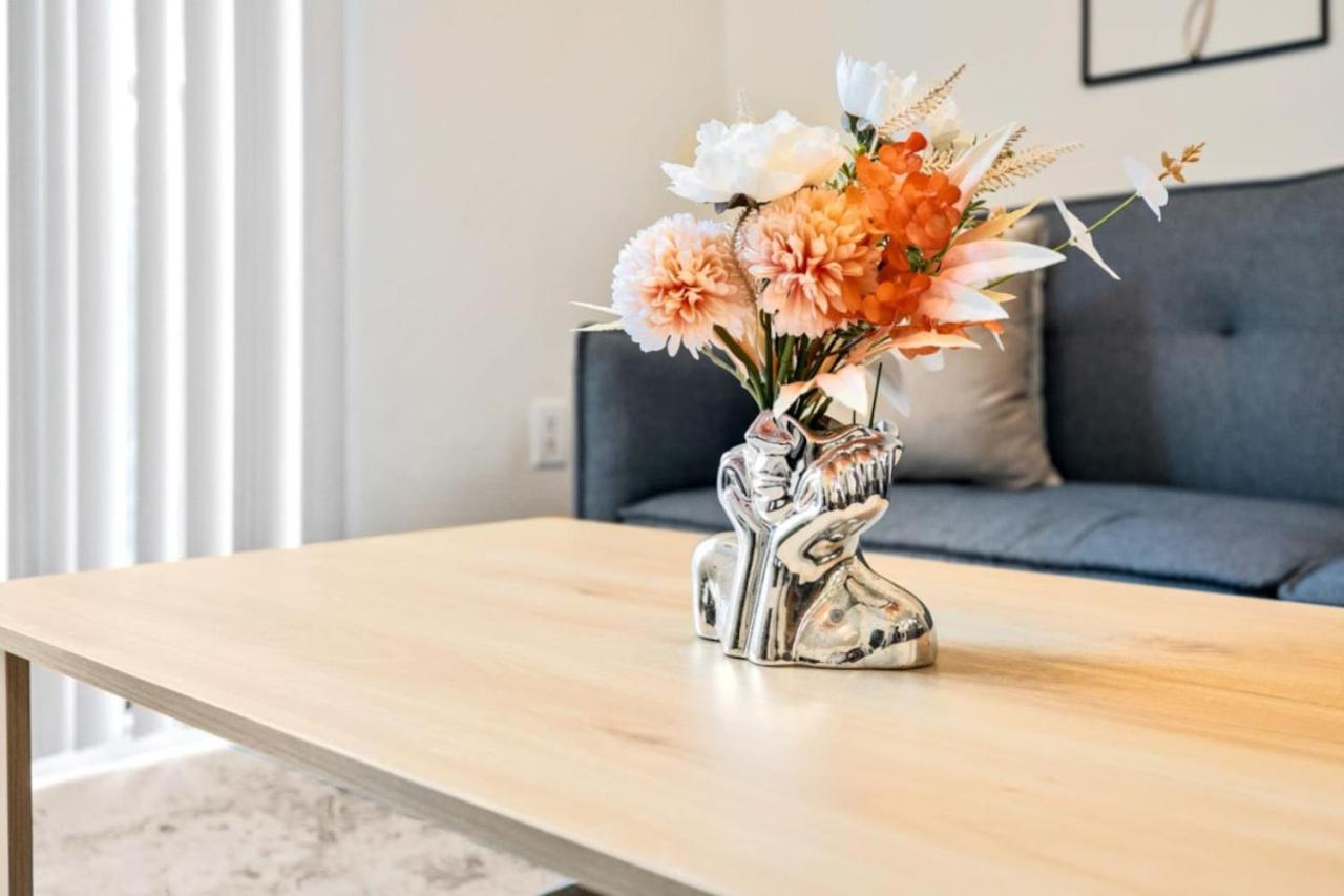 Birmingham Vacations - Trendy 2BR with Easy Access to Birmingham - Property Image 28