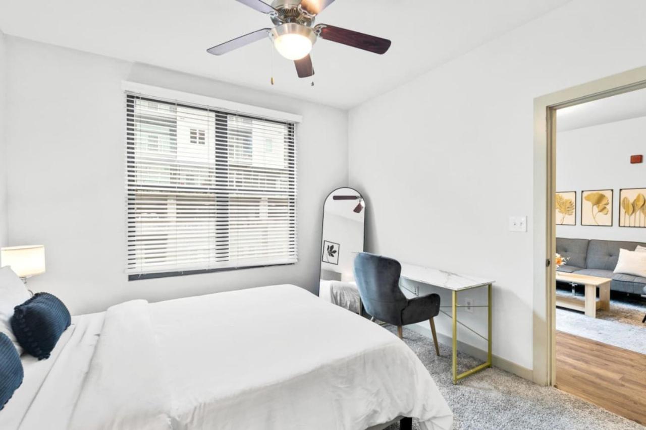 Birmingham Vacations - Trendy 2BR with Easy Access to Birmingham - Property Image 29