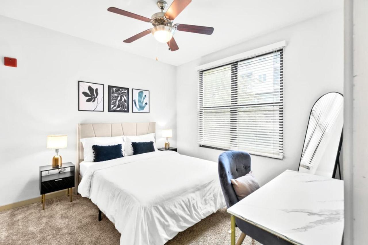 Birmingham Vacations - Trendy 2BR with Easy Access to Birmingham - Property Image 31