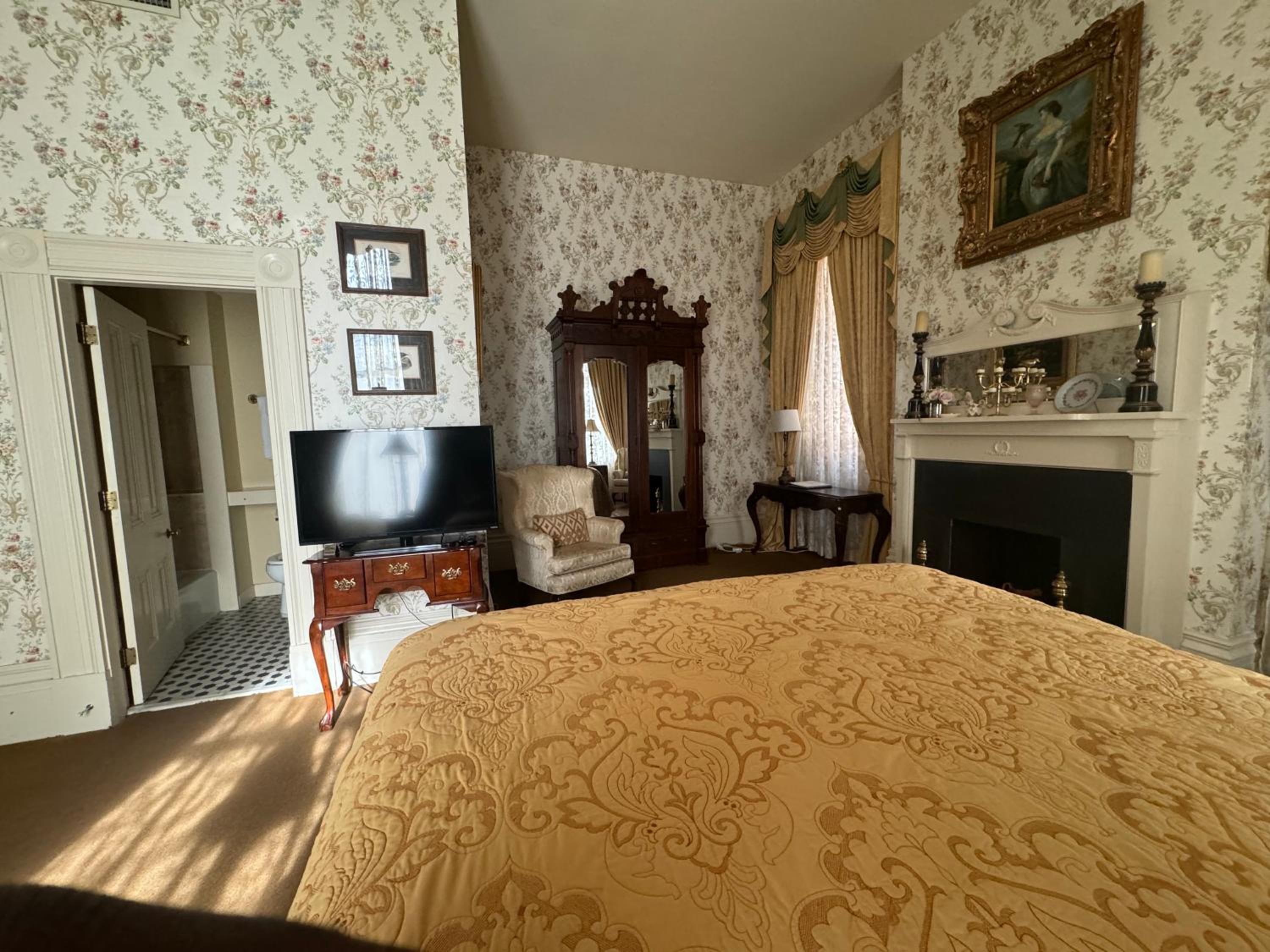 The Guest House Historic Mansion