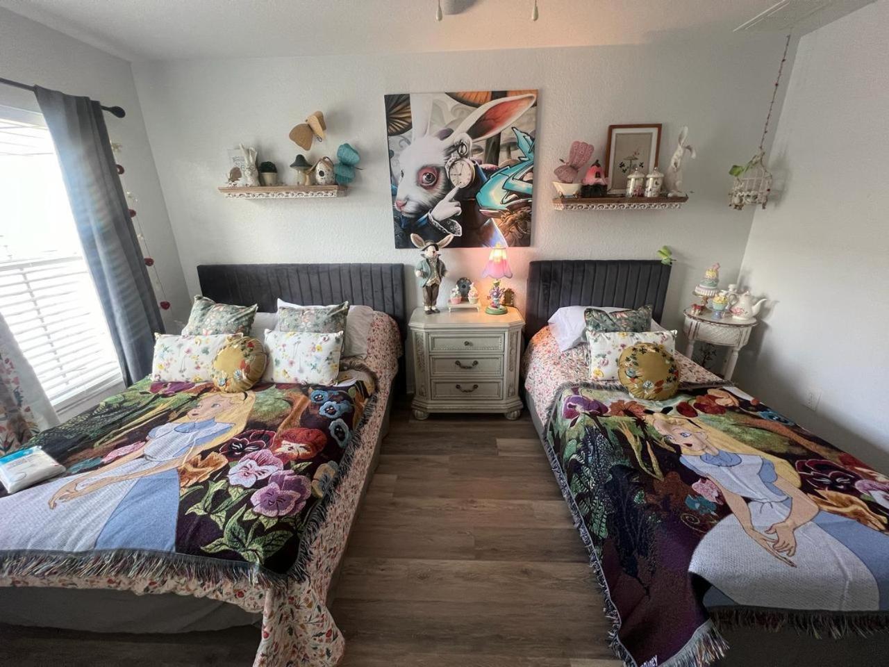 Apartment minutes from Disney