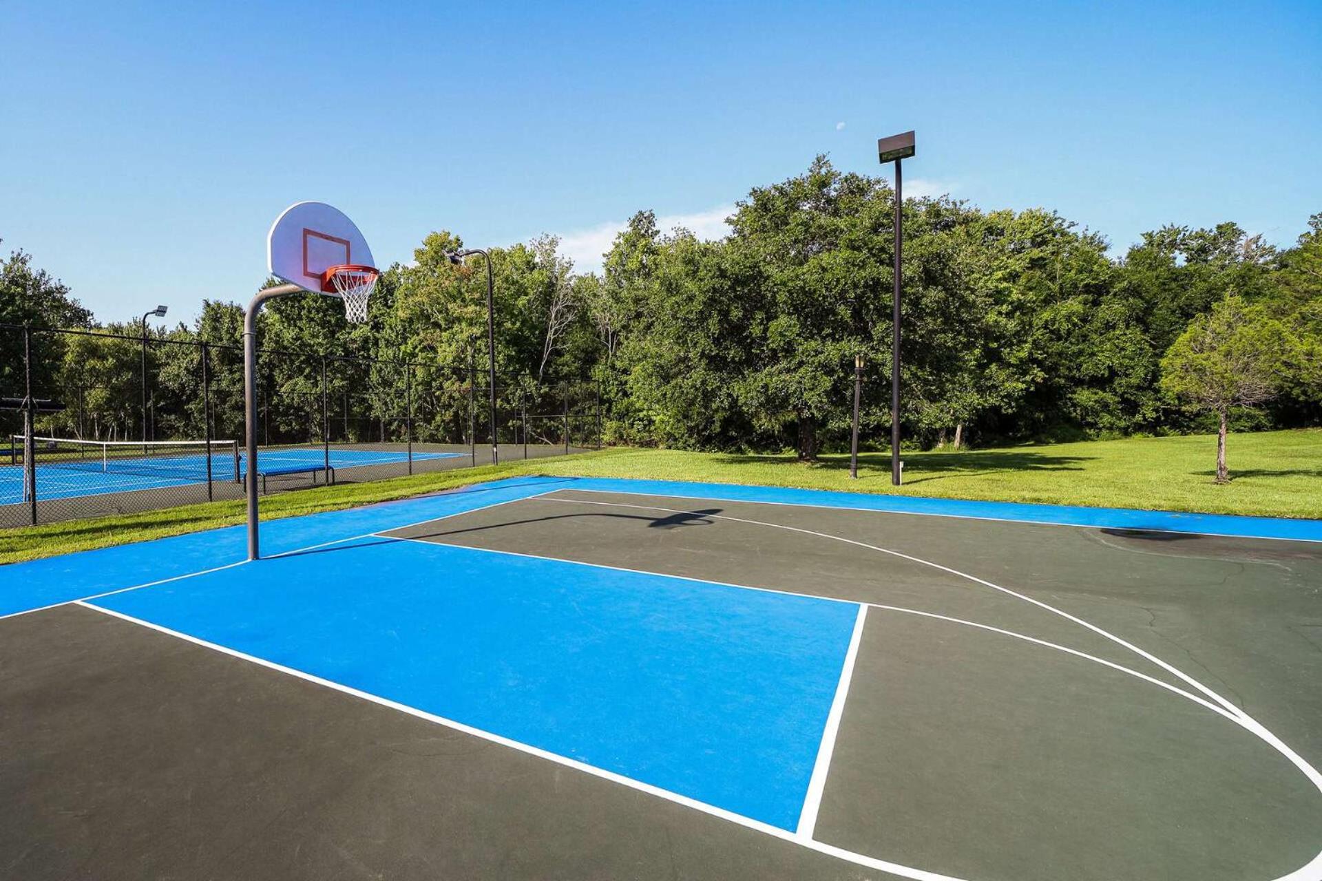 Apartment minutes from Disney