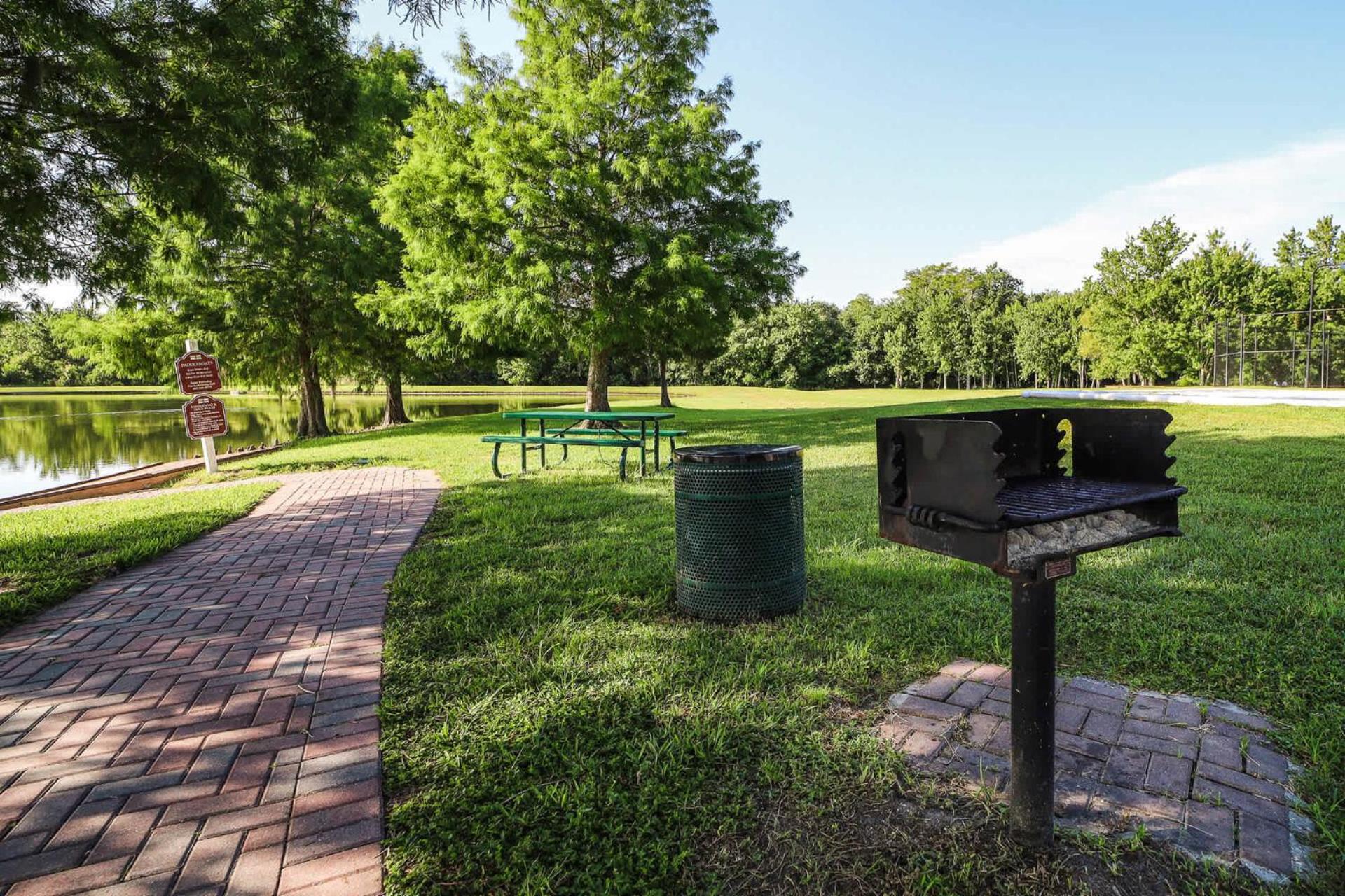 Apartment minutes from Disney