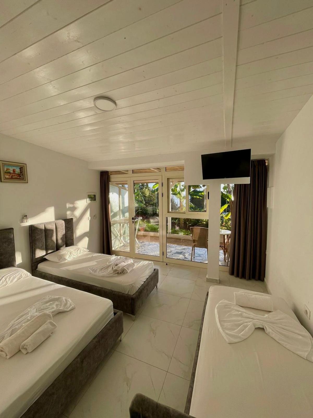 Essos Villas