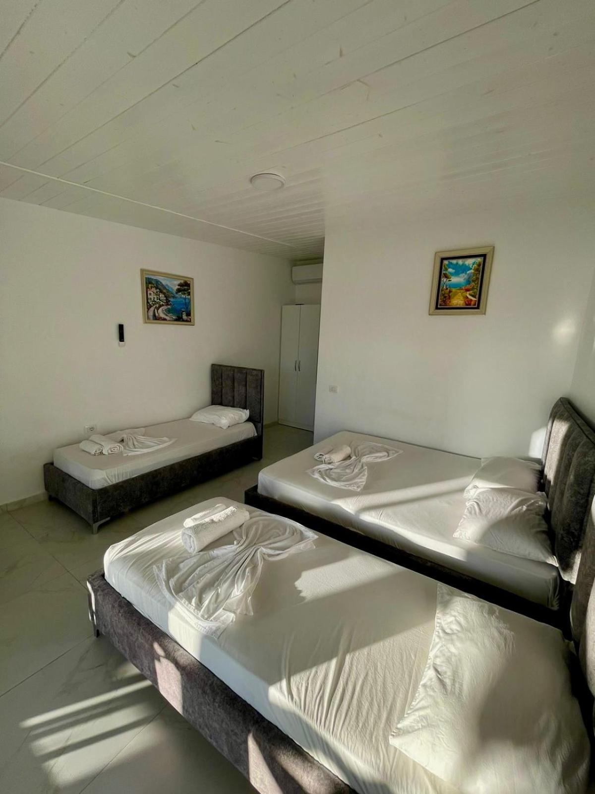Essos Villas
