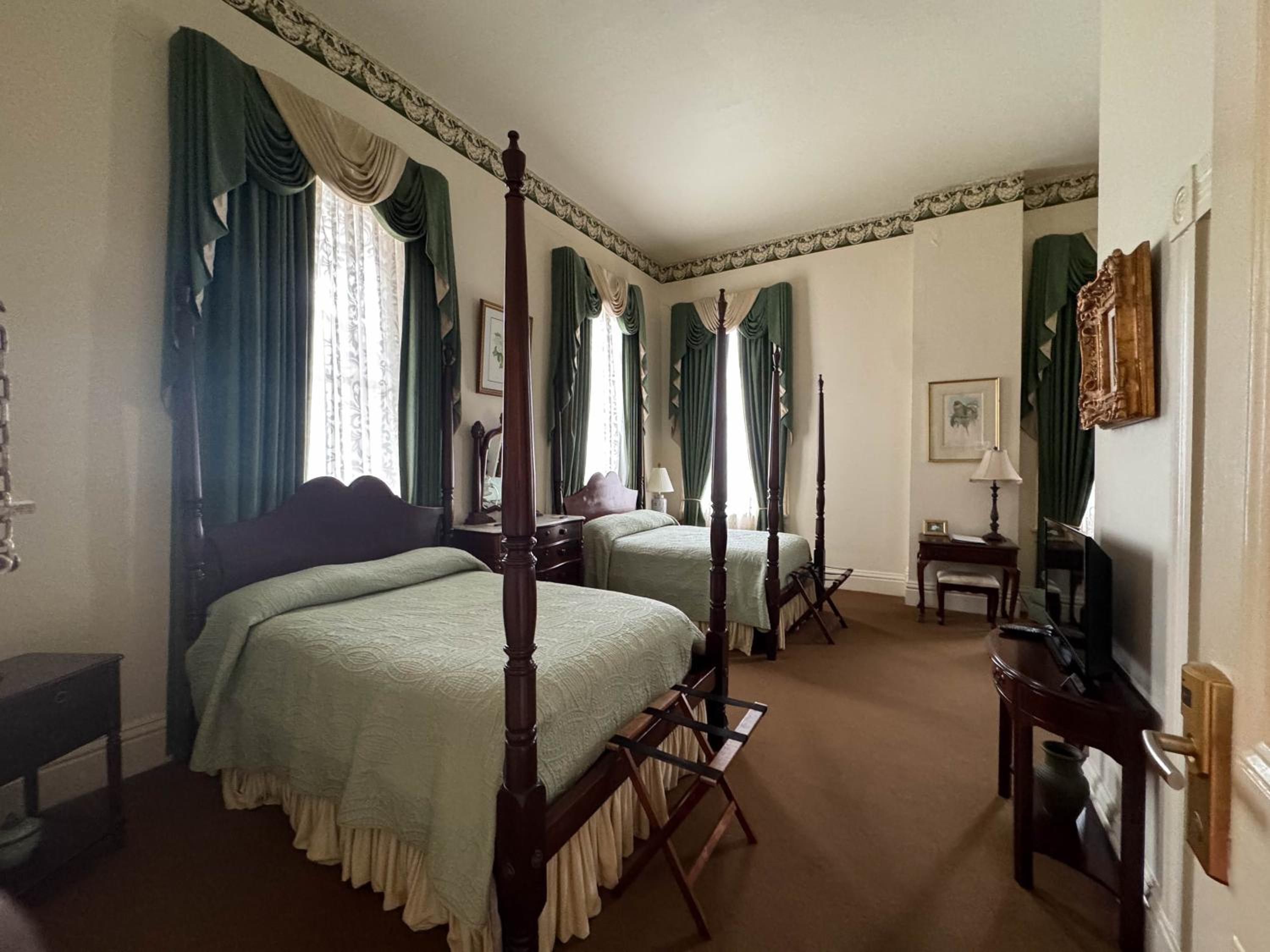 The Guest House Historic Mansion