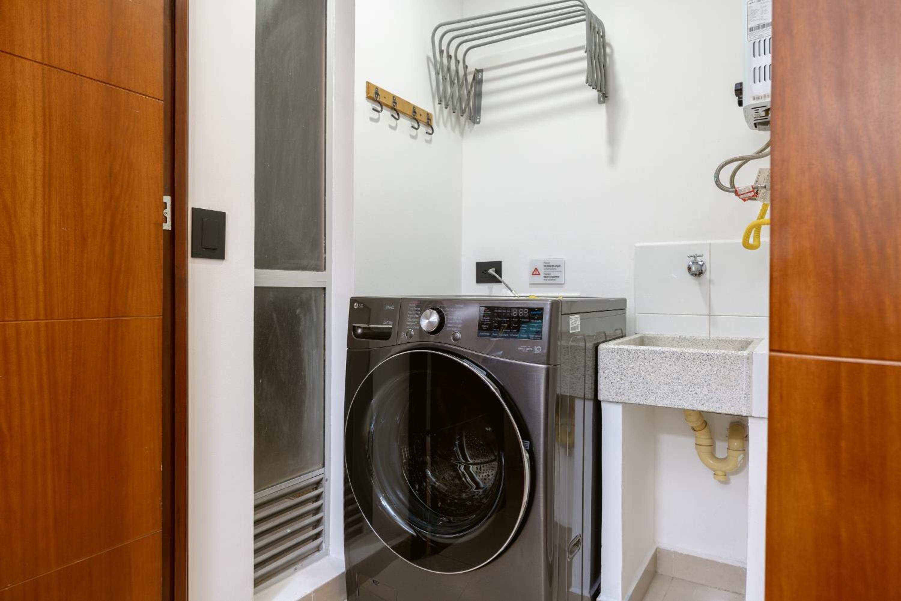 Blux Apartments Medellin