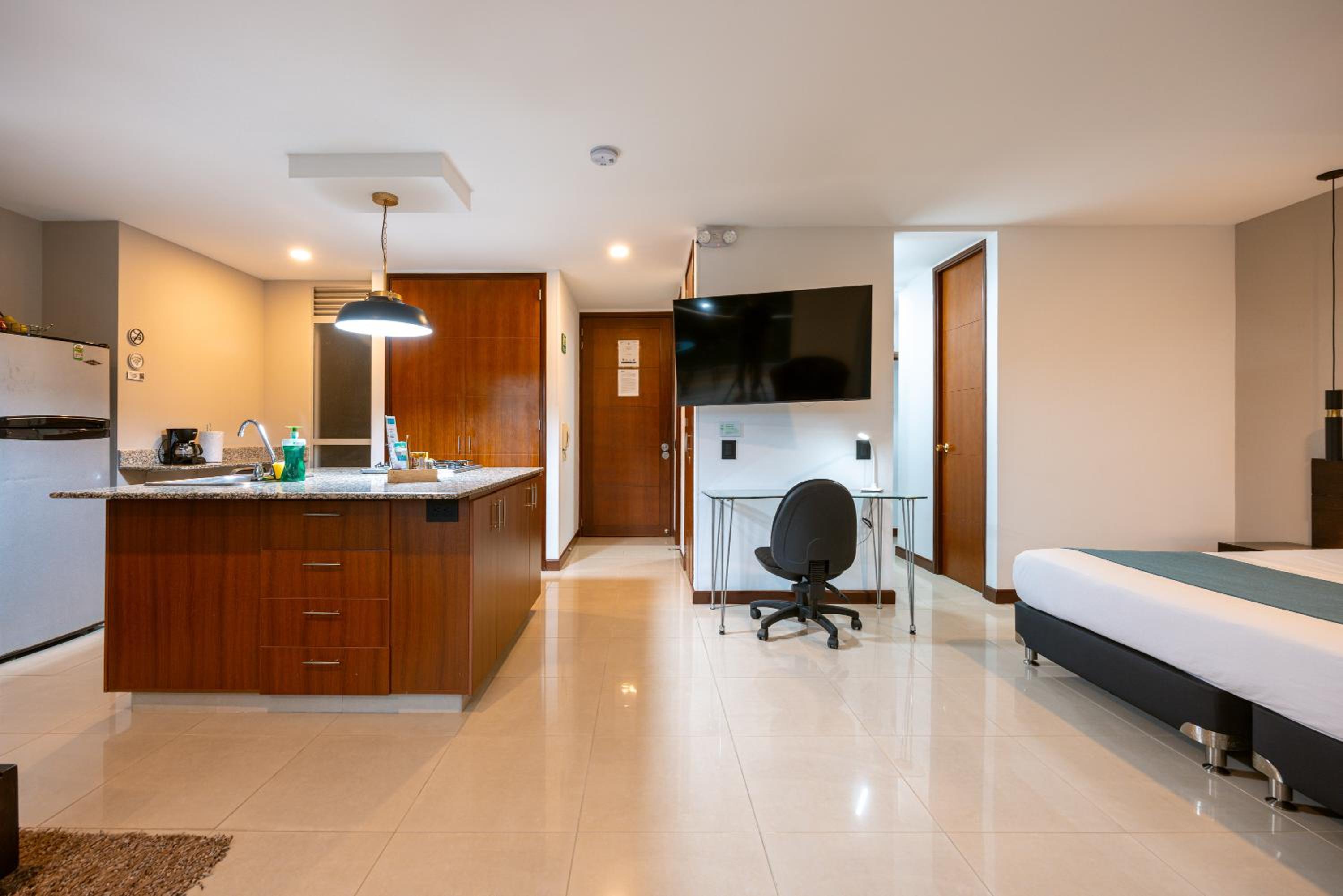Blux Apartments Medellin