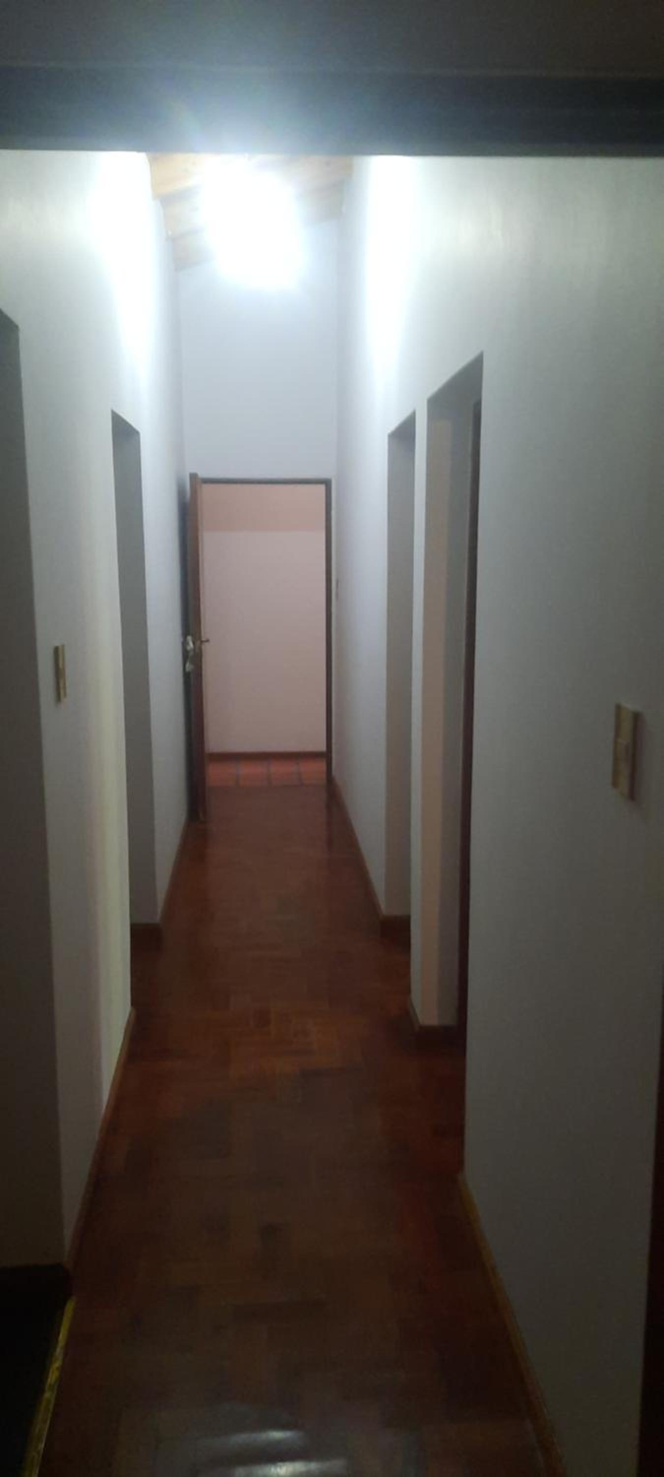 HERMOSA CASA en CHACRAS DE CORIA