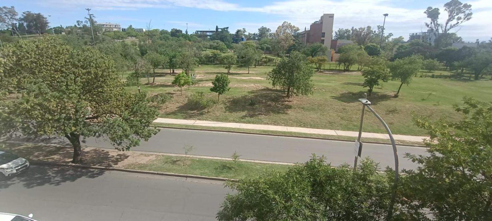 Departamento frente a la Ciudad Universitaria