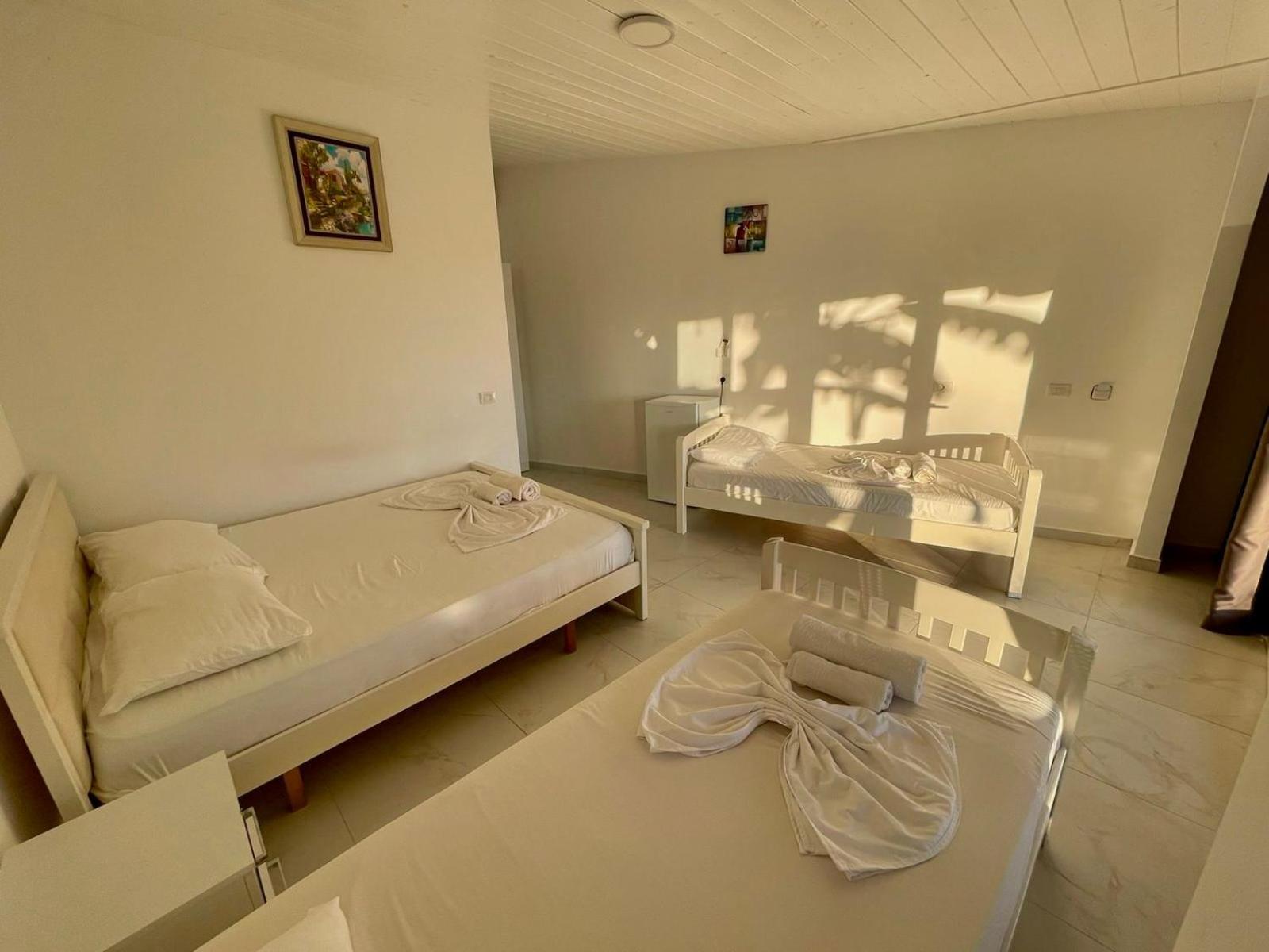 Essos Villas