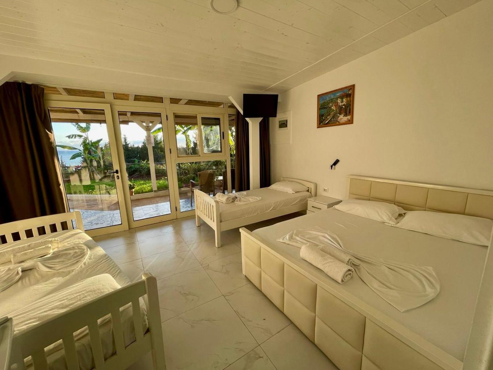 Essos Villas
