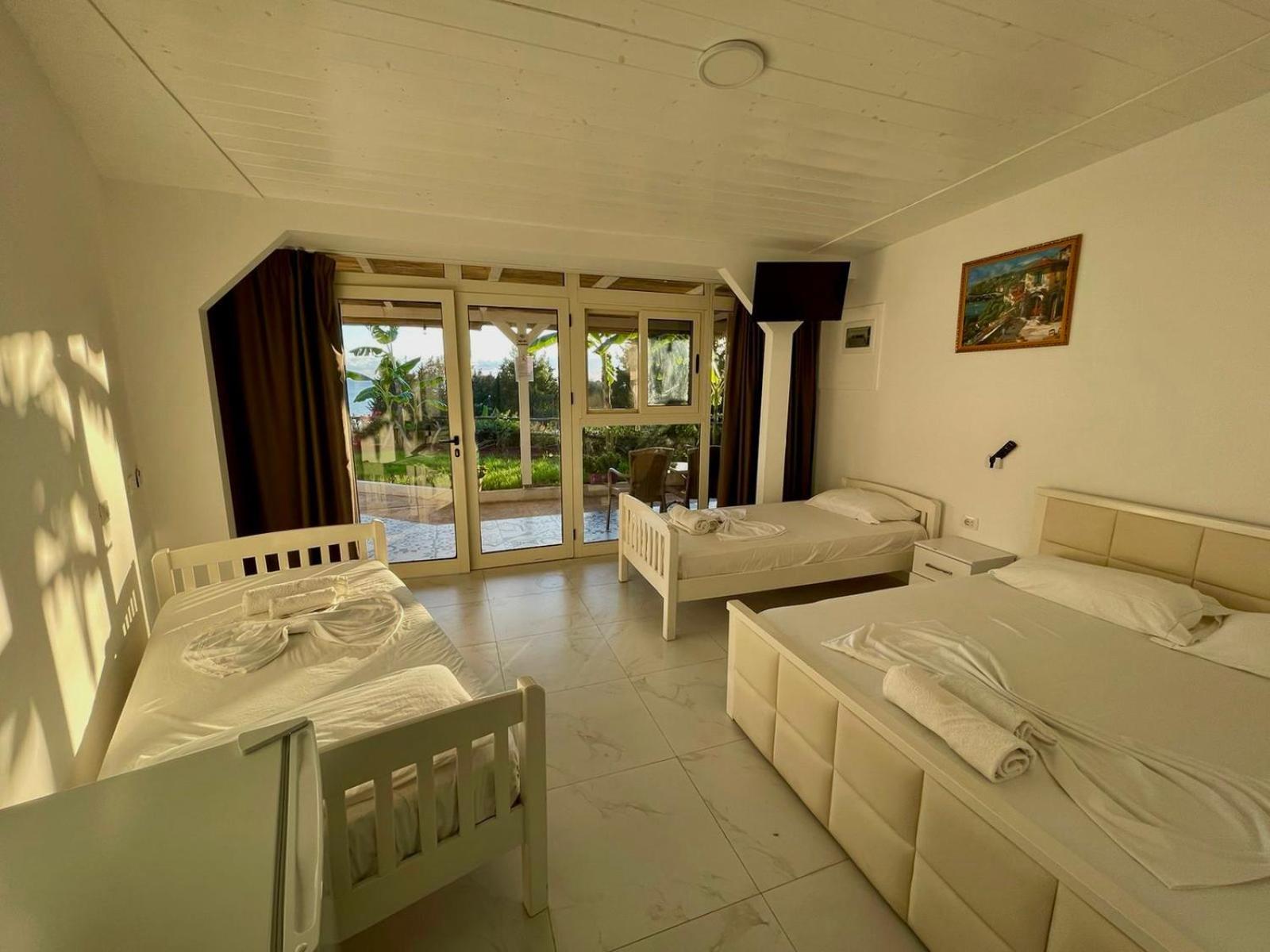 Essos Villas