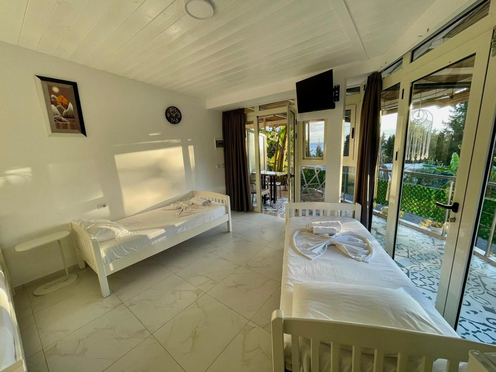 Essos Villas