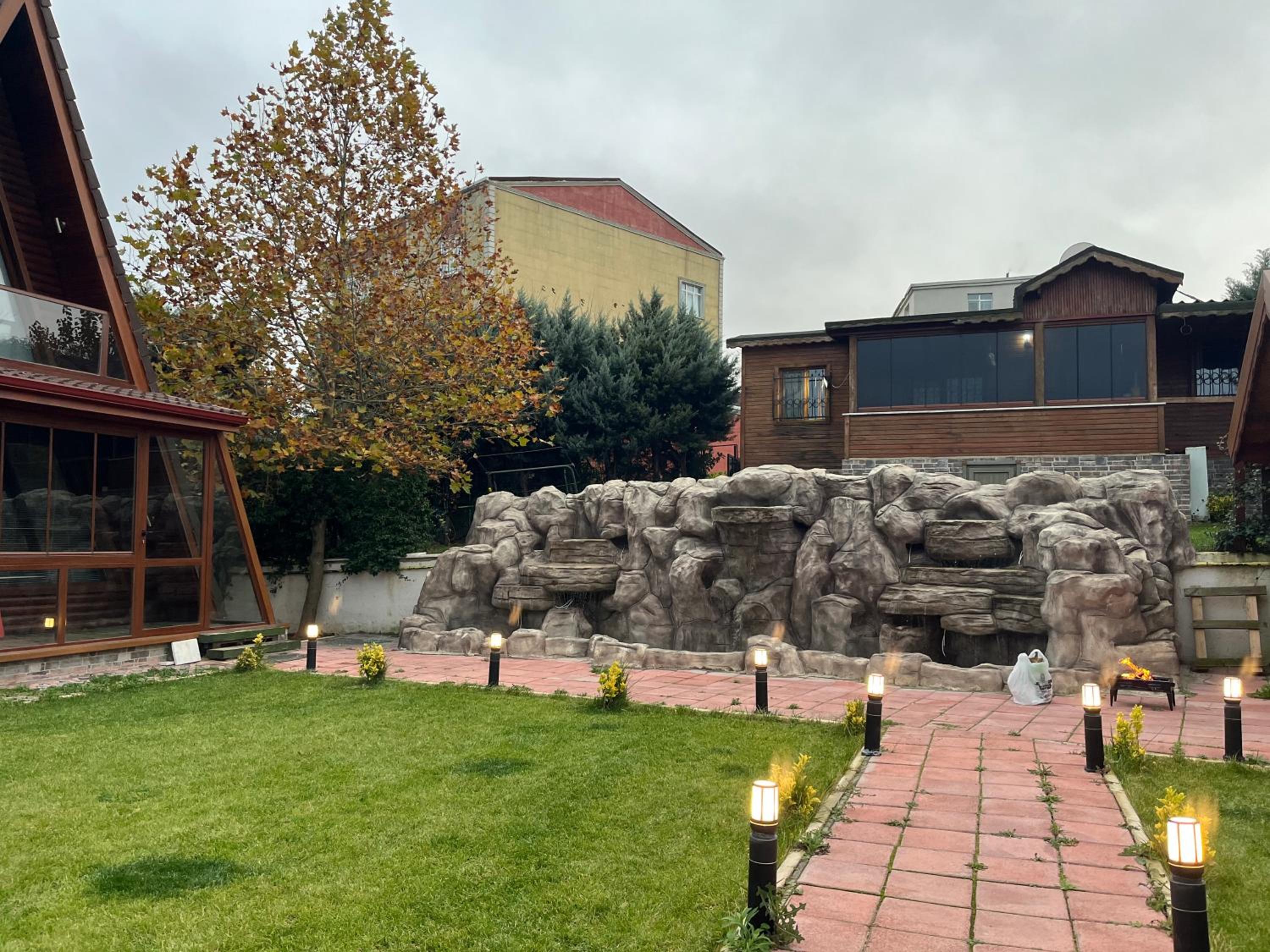 Terrace Bungalov