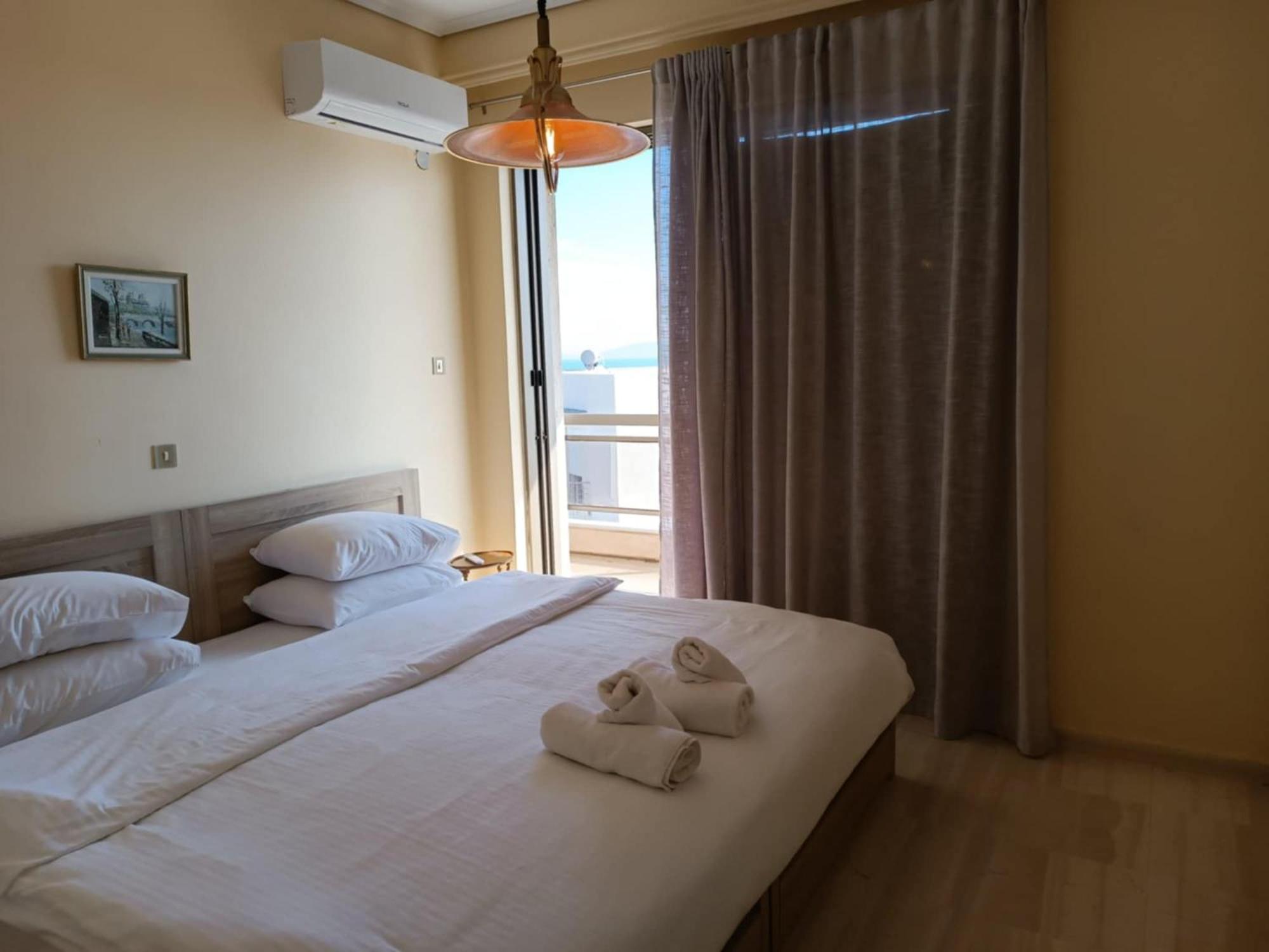 Amazing Sea View, Rafina Port, Athens Airport, Self-Check-in