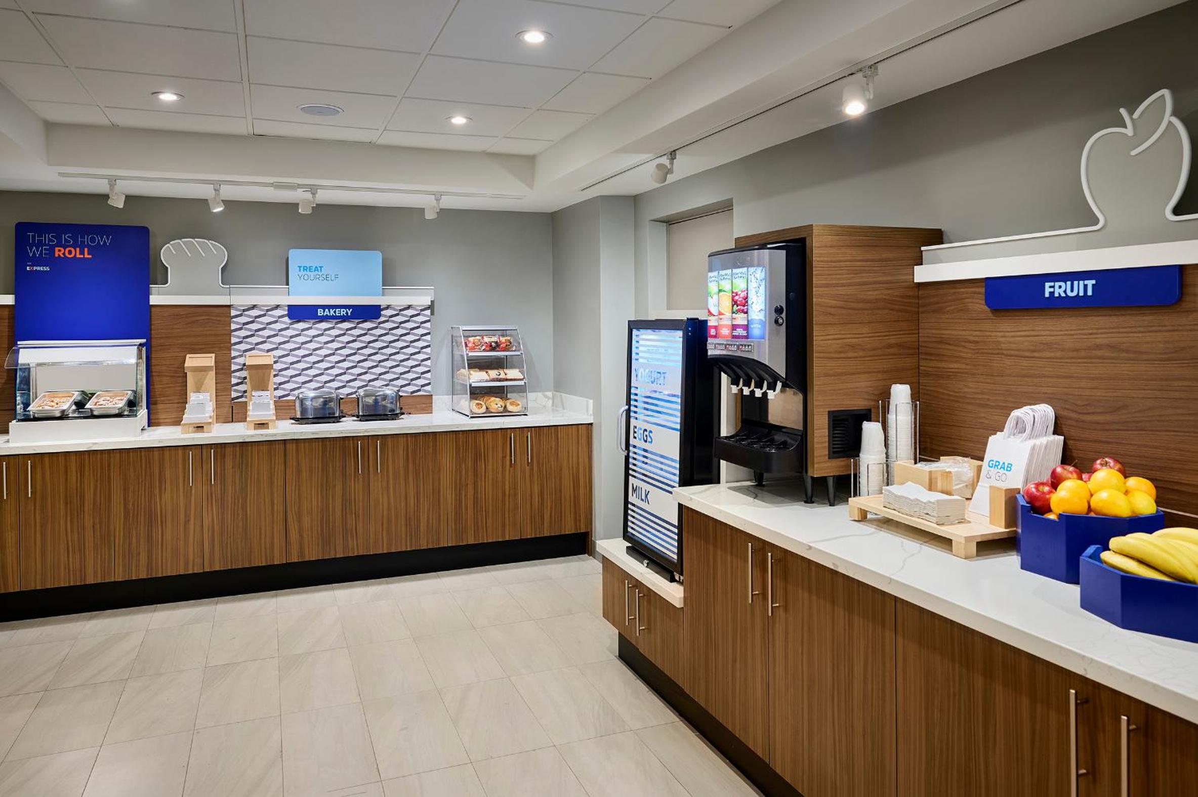 Kitchener Vacations - Holiday Inn Express  Suites Kitchener Southeast, an IHG Hotel - Property Image 19