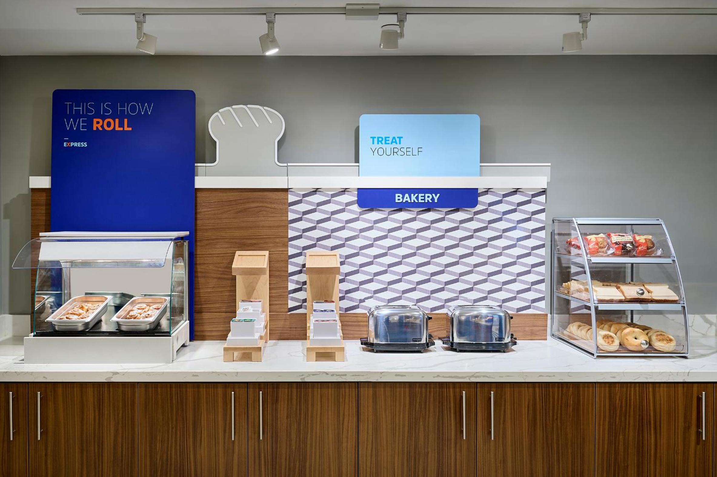 Kitchener Vacations - Holiday Inn Express  Suites Kitchener Southeast, an IHG Hotel - Property Image 18