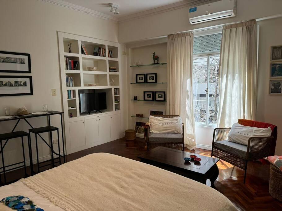 Charming Atelier in the heart of Recoleta