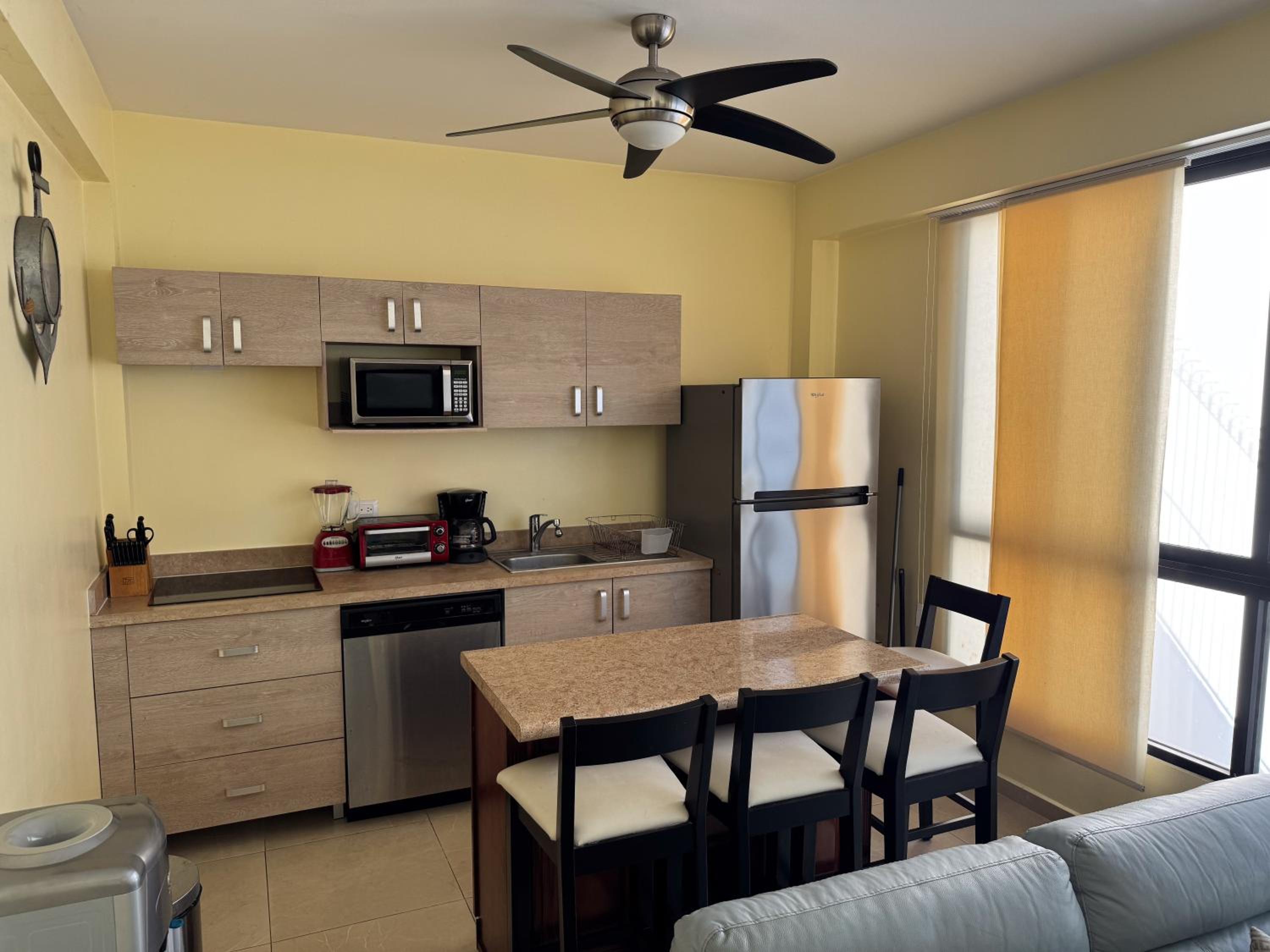 Elegant 2 Bedrooms Apartment Paraiso 30 view 4